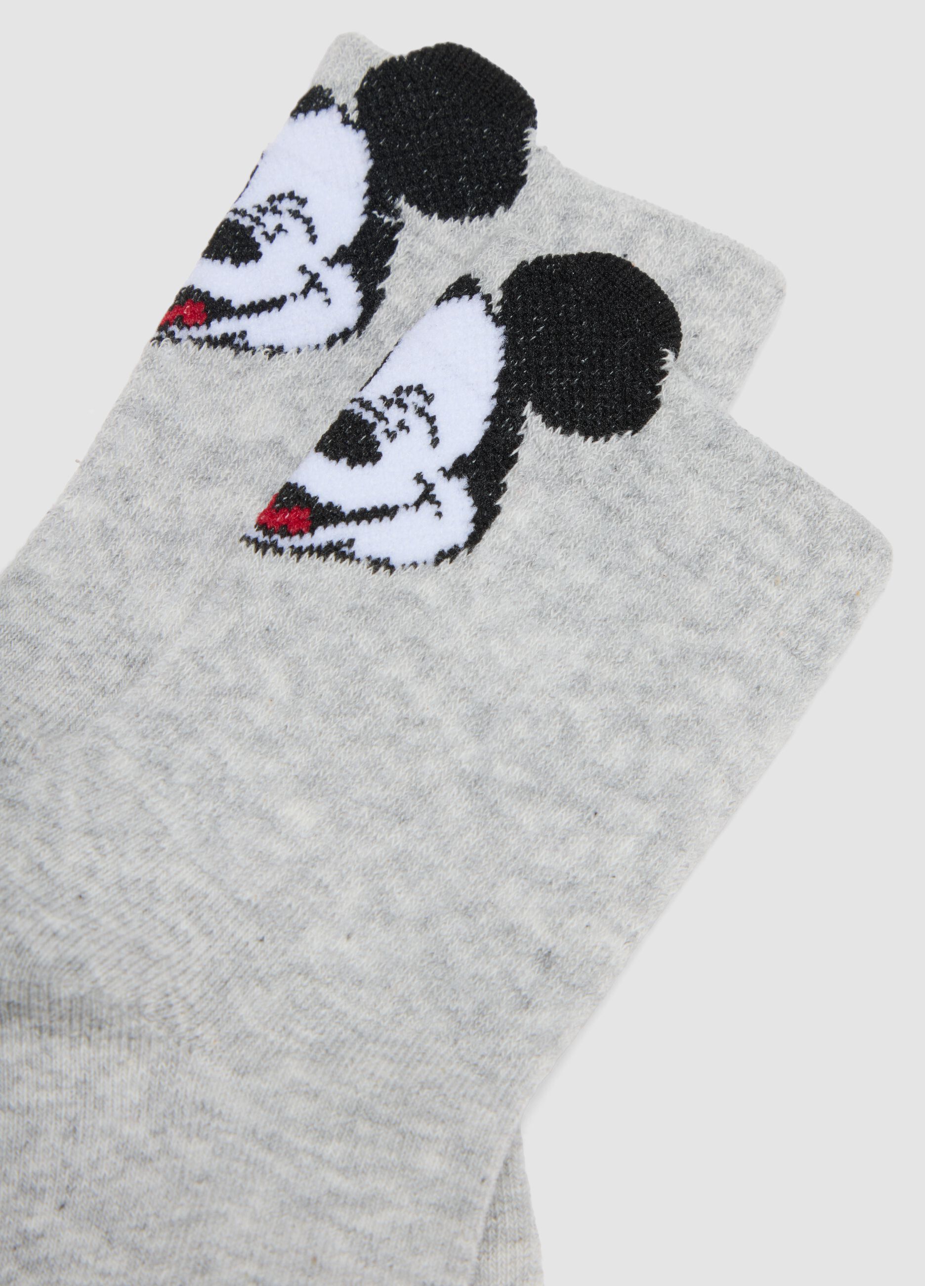 2-pack of grey and white short socks in stretch organic cotton with Mickey print