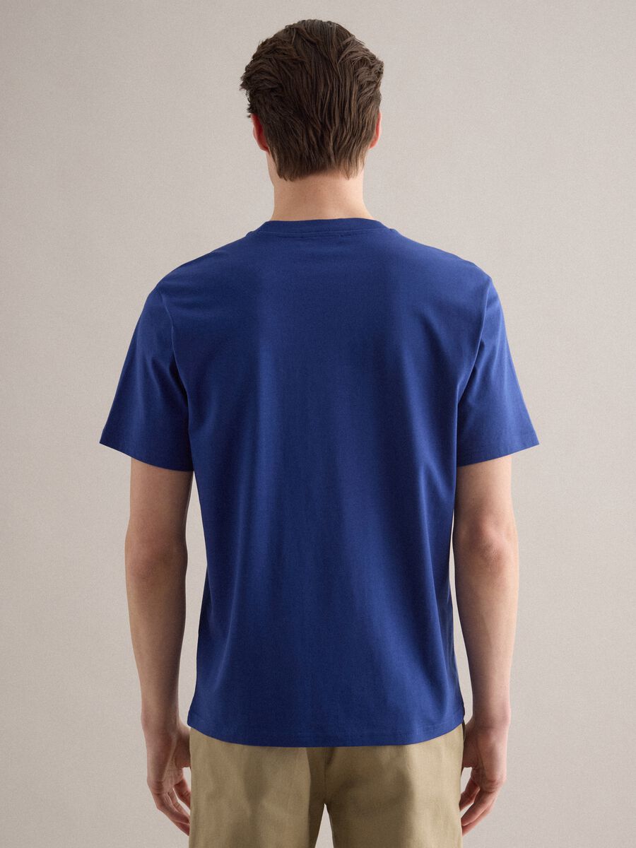 Blaue T-Shirt aus reiner Baumwolle mit Rundhals und entspannter Passform_2