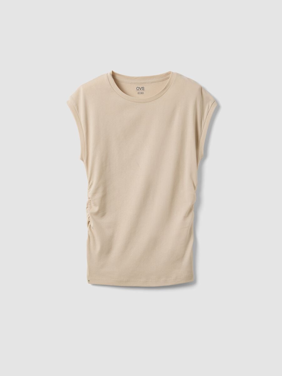 Camiseta de tirantes beige de algod&oacute;n puro con frunces laterales, corte regular_4