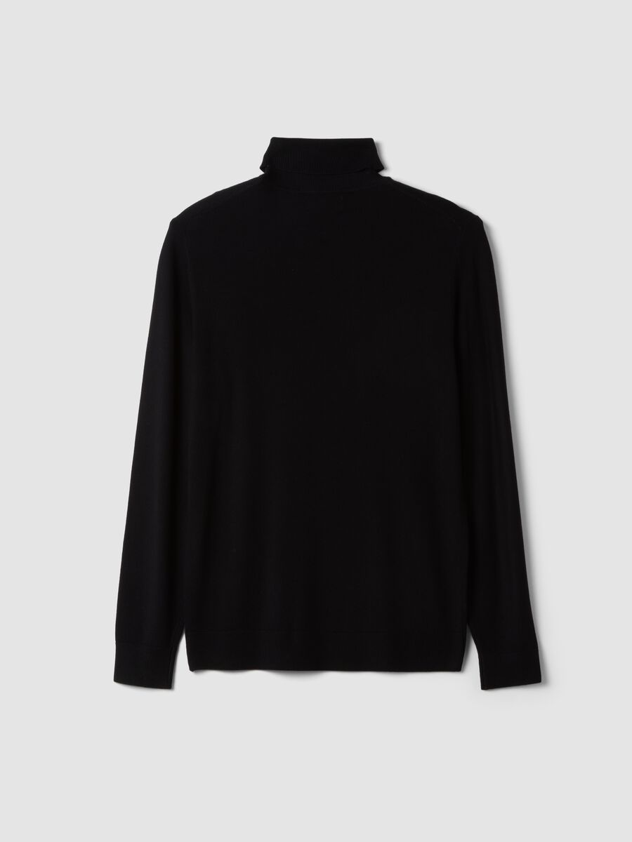 Maglia nera in misto viscosa a Dolcevita_2