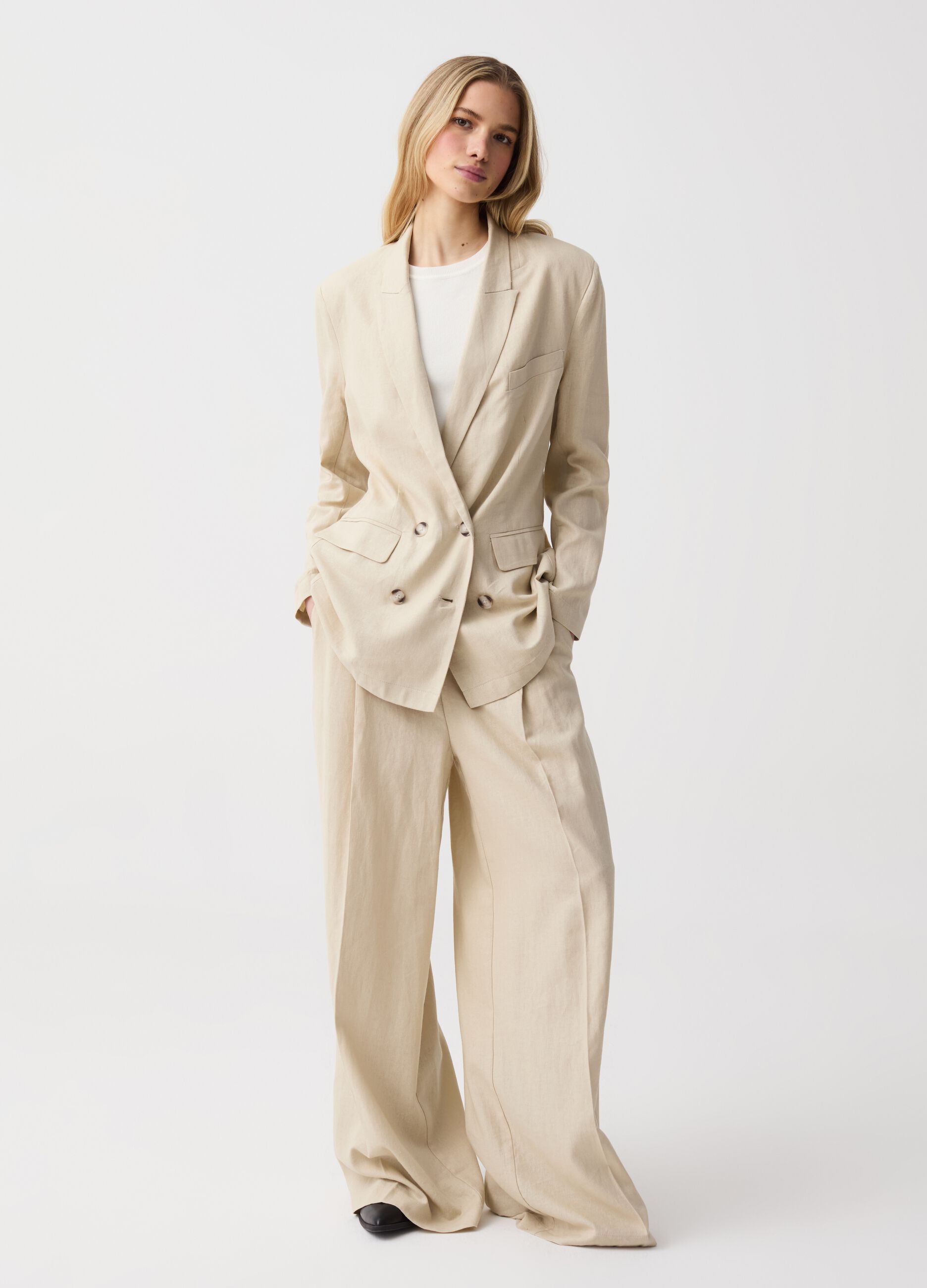 Relaxed-fit blazer in linen and viscose