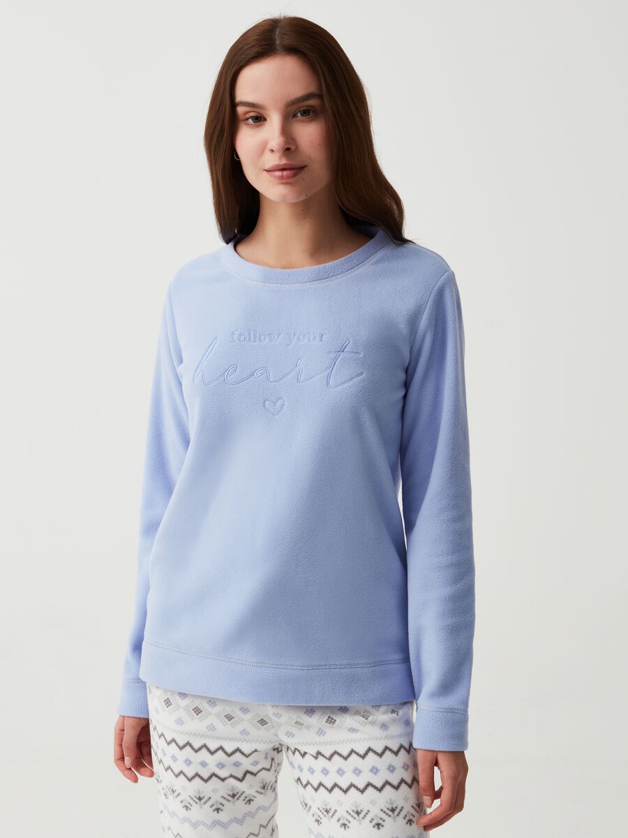 Fleece pyjama top with lettering and heart embroidery_0