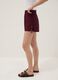 Burgundy viscose-linen blend shorts with elasticated waistband, regular fit_3