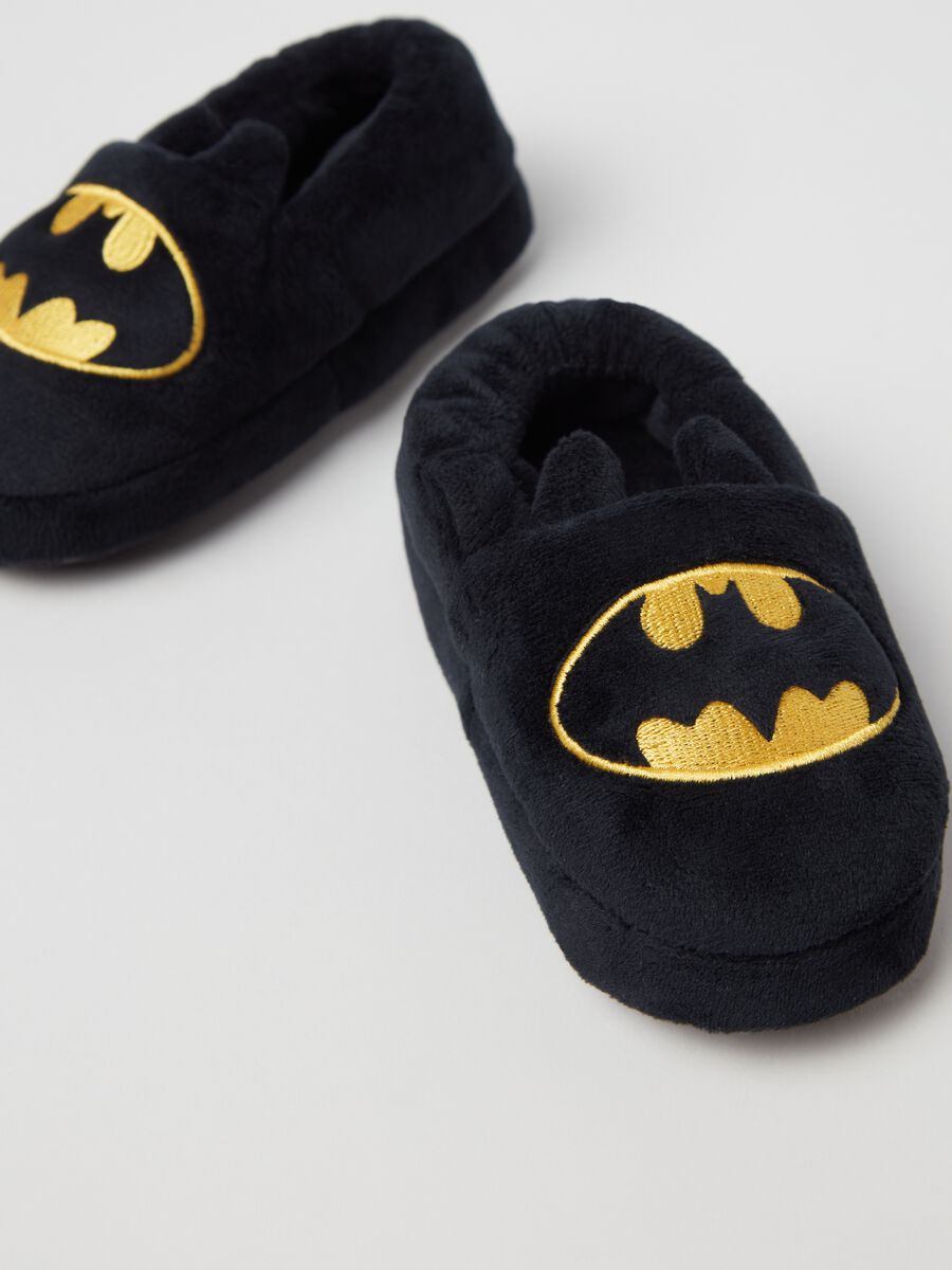 Zapatillas de casa de terciopelo con bordado Batman_2