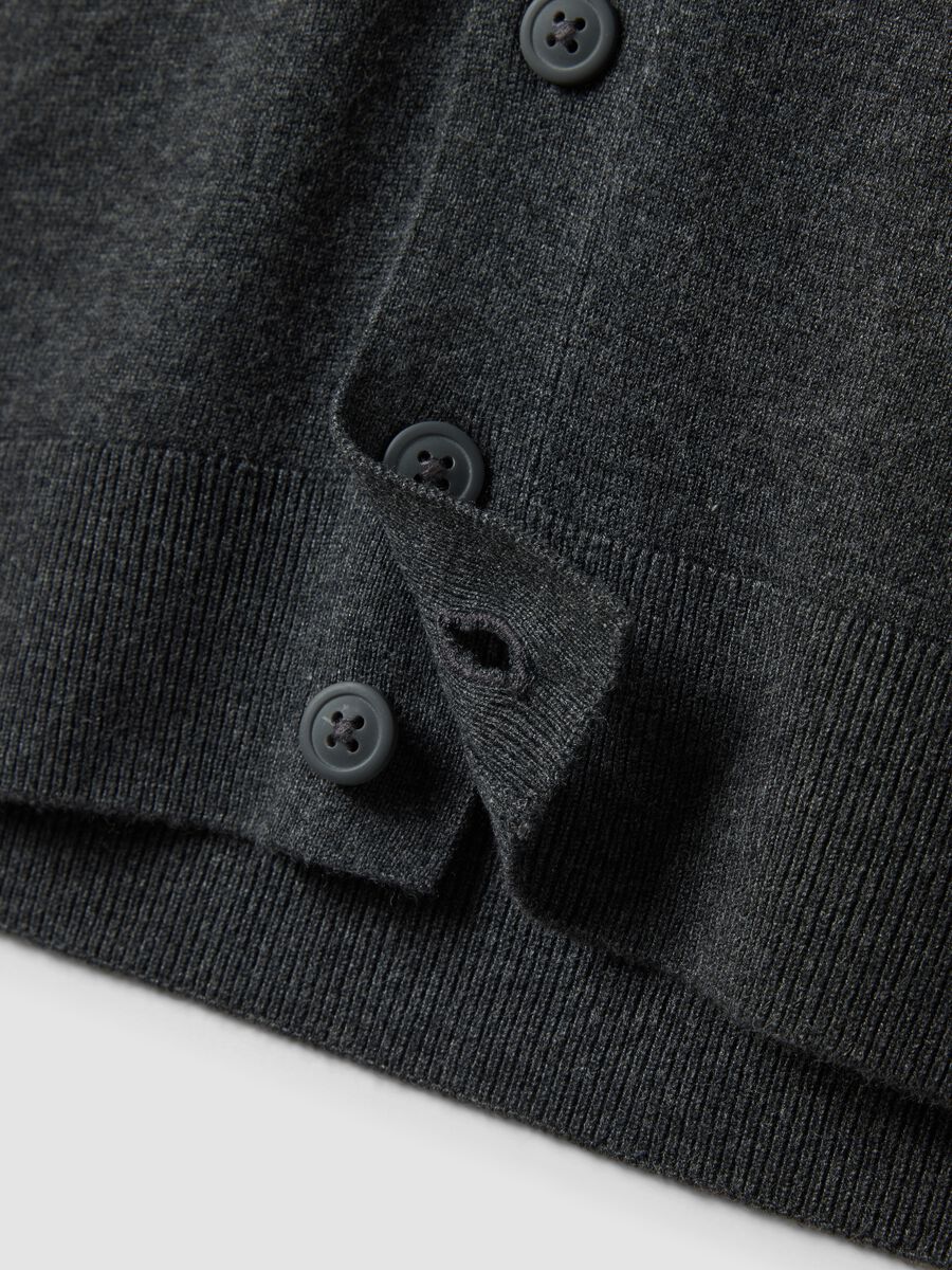 Grey viscose-blend waistcoat with deep V-neck, regular fit_6