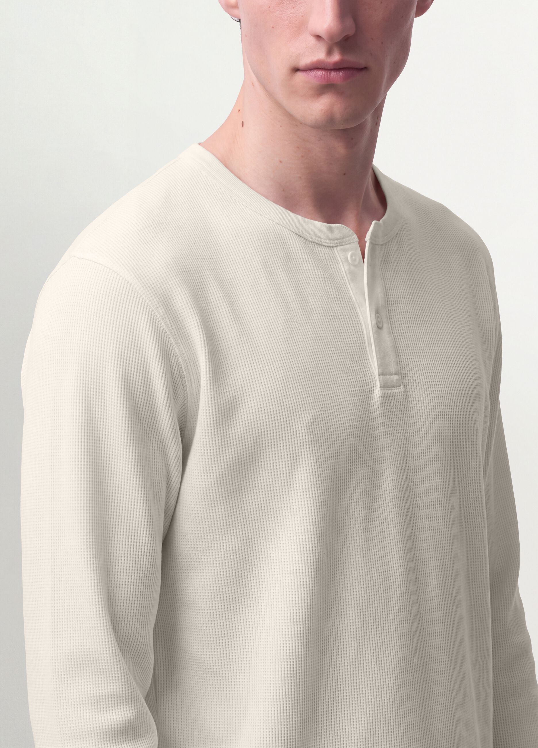 Wei&szlig;es Regular-Fit T-Shirt aus Viskosemix mit Waffelstruktur