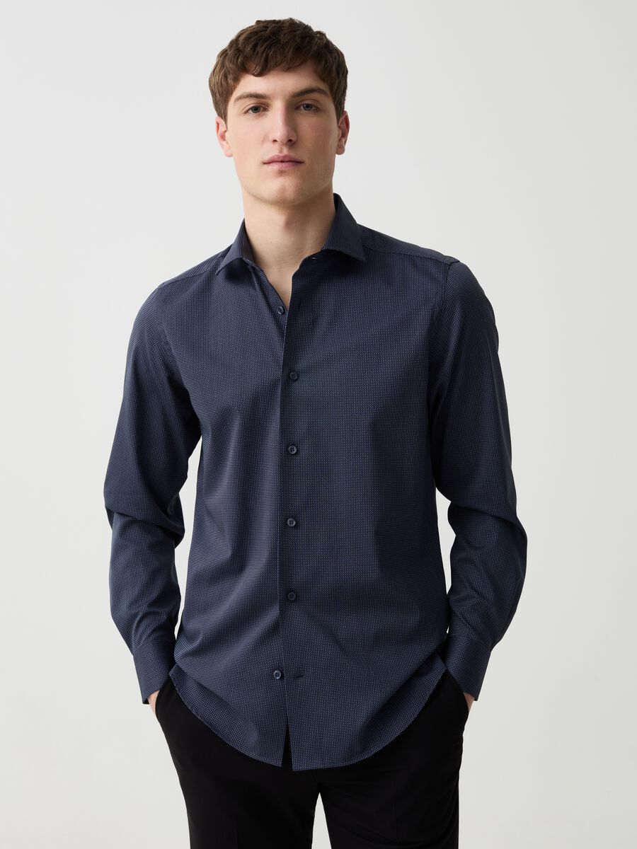 Slim-fit easy-iron shirt with micro pattern_0
