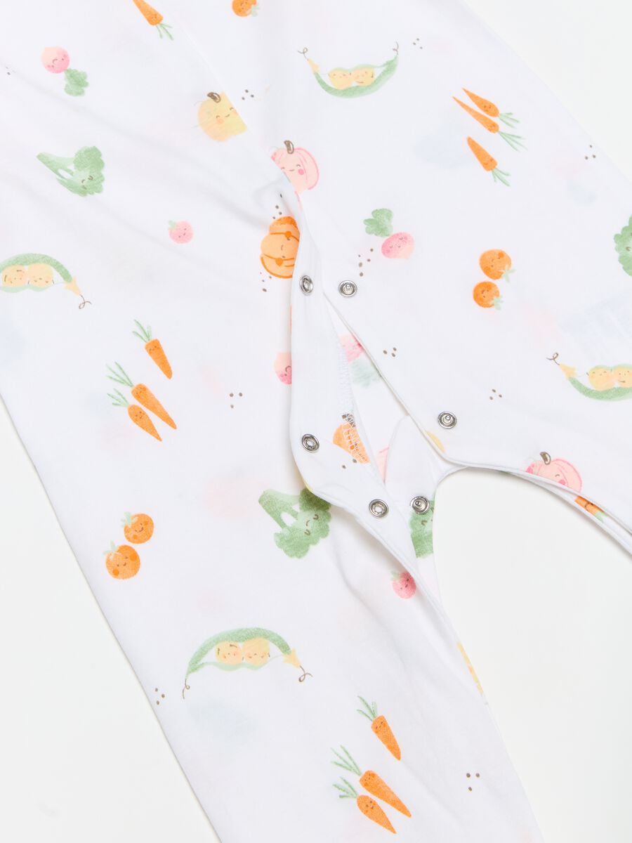 Two-pack organic cotton onesies with small vegetables print_2