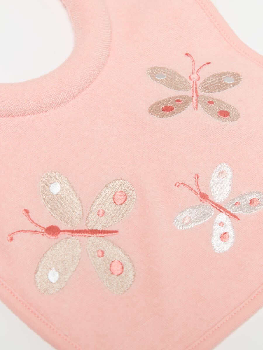 Two-pack bibs with animals embroidery_2