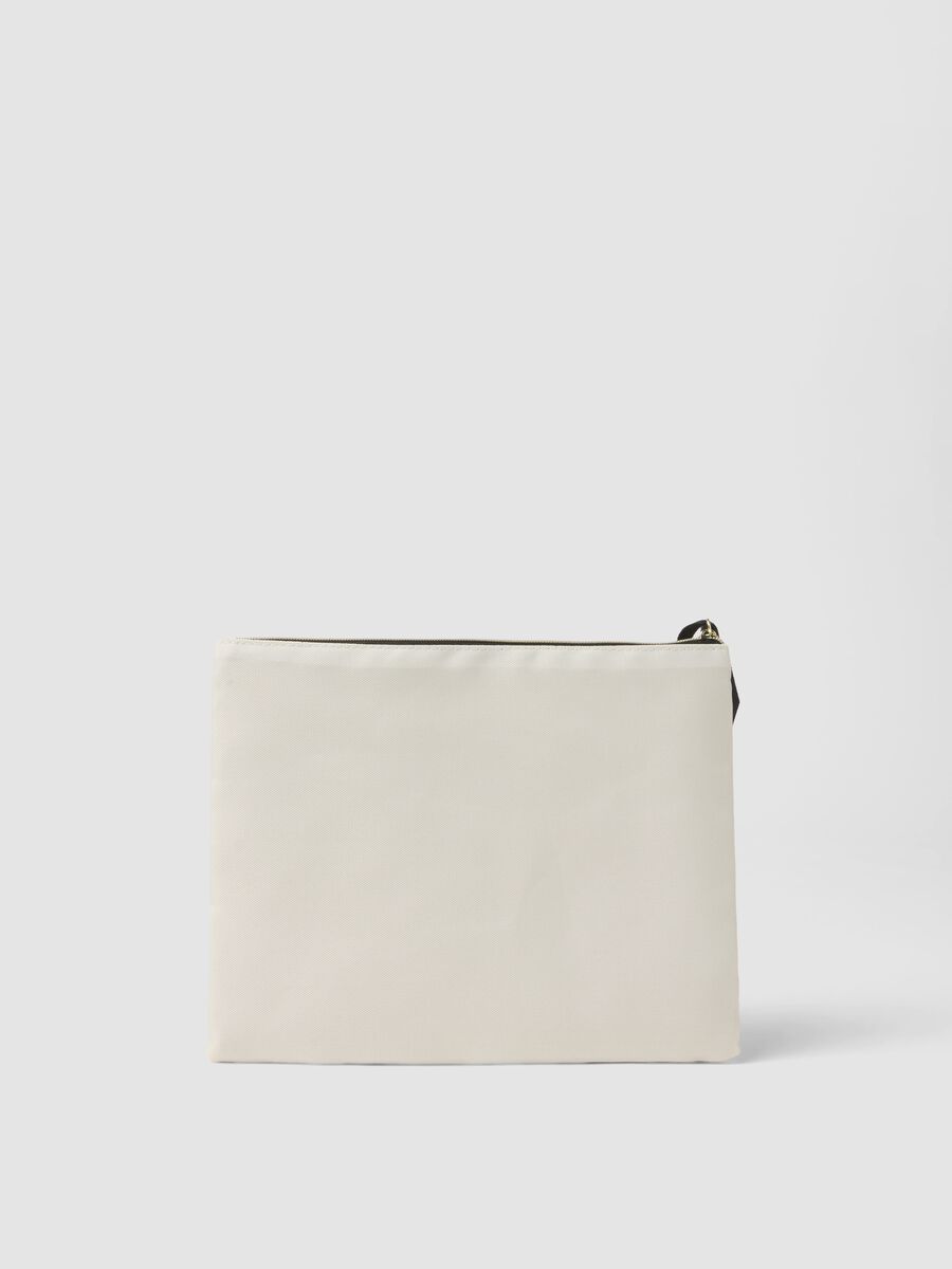 White teddy print pouch_1