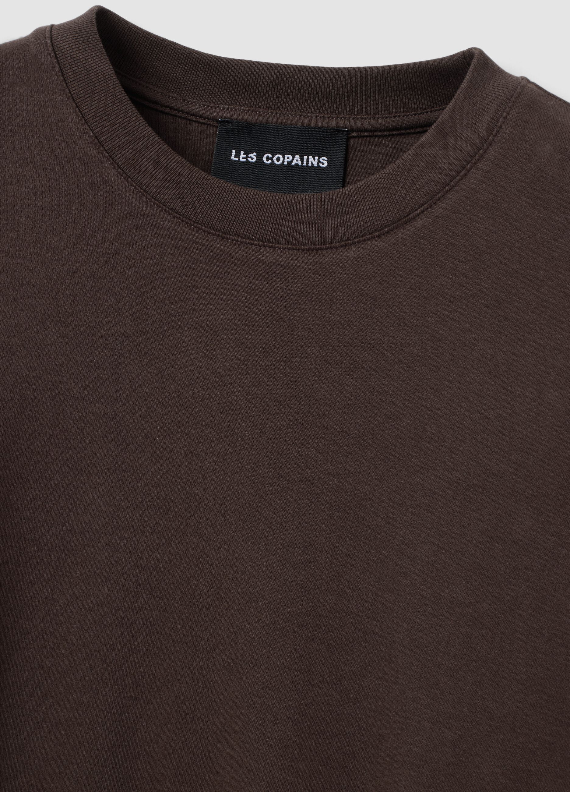 &Kappa;&alpha;&phi;έ T-shirt &sigma;&epsilon; boxy &gamma;&rho;&alpha;&mu;&mu;ή &alpha;&pi;ό &mu;ί&xi;&eta; &beta;&alpha;&mu;&beta;&alpha;&kappa;&iota;&omicron;ύ &kappa;&alpha;&iota; &beta;&iota;&sigma;&kappa;ό&zeta;&eta;&sigmaf;