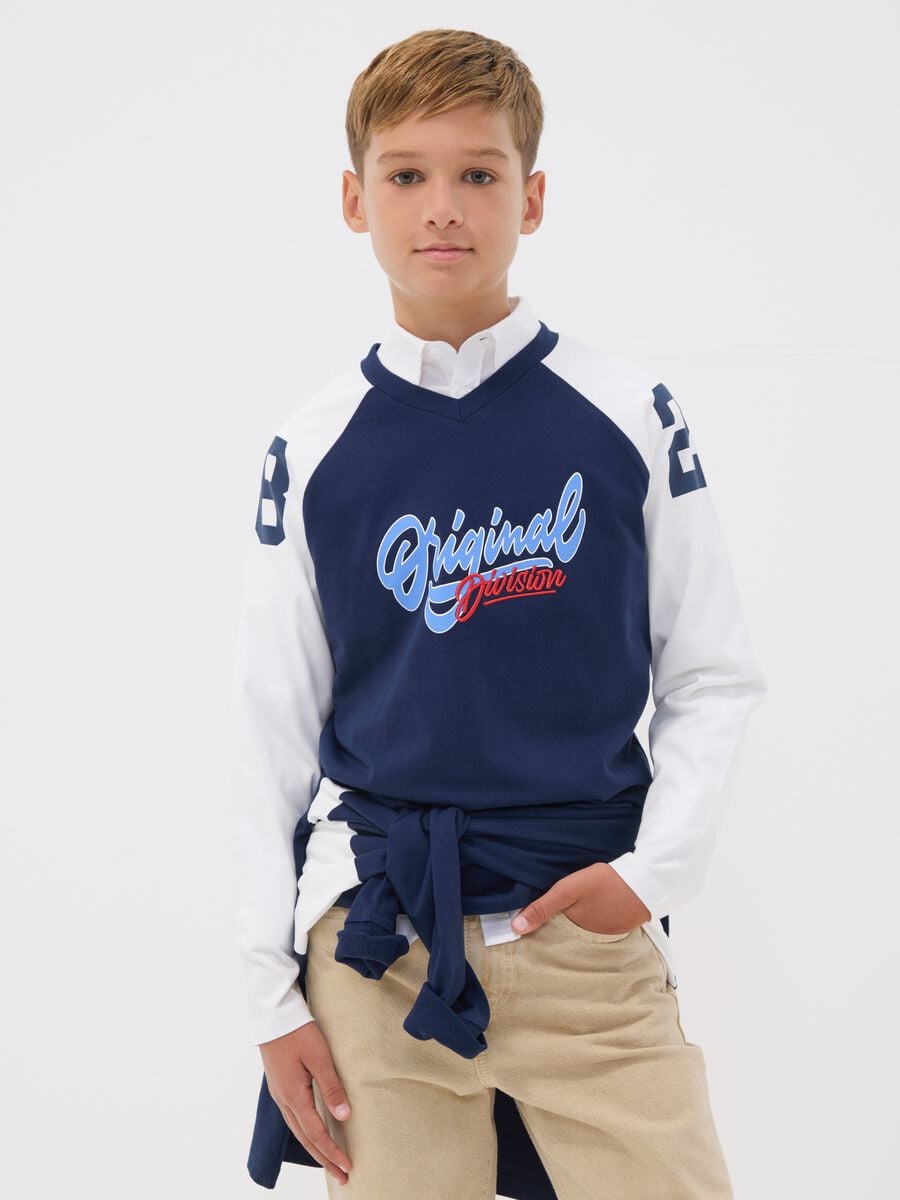 T-shirt blu in puro cotone con girocollo e stampa per ragazzo_1