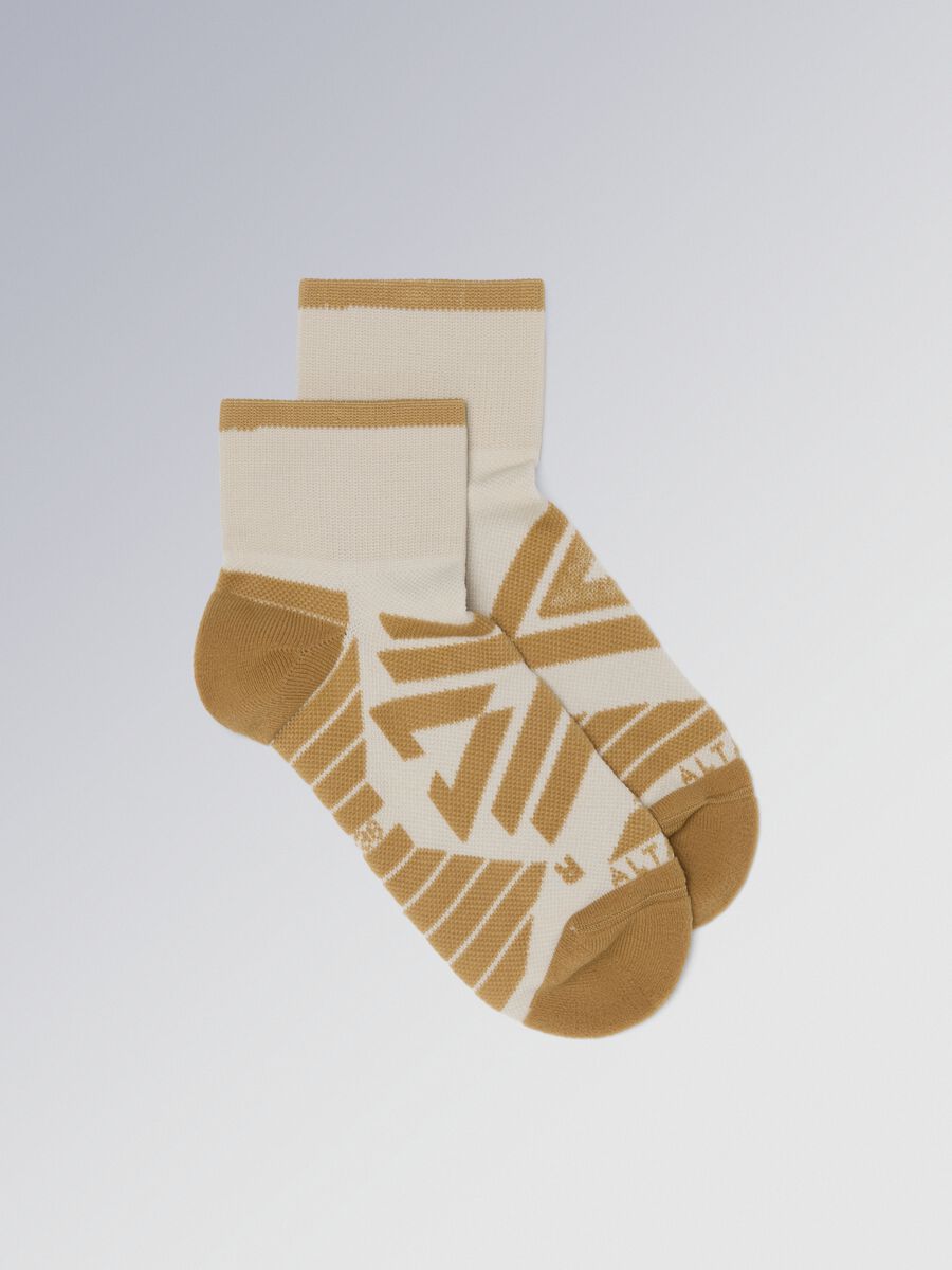 &Kappa;&omicron;&nu;&tau;ή &kappa;ά&lambda;&tau;&sigma;&alpha; ALTAVIA &Mu;&Epsilon; &Tau;&Eta; DEBORAH COMPAGNONI_0