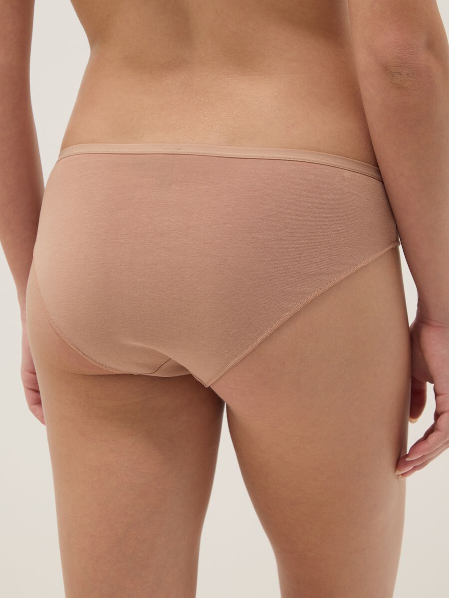 &Pi;&alpha;&kappa;έ&tau;&omicron; &pi;&omicron;&lambda;&lambda;&alpha;&pi;&lambda;ώ&nu; &tau;&epsilon;&mu;&alpha;&chi;ί&omega;&nu; &mu;&epsilon; &epsilon;&sigma;ώ&rho;&omicron;&upsilon;&chi;&alpha; &alpha;&pi;ό &epsilon;&lambda;&alpha;&sigma;&tau;&iota;&kappa;ό &beta;&alpha;&mu;&beta;ά&kappa;&iota; &kappa;&alpha;&nu;&omicron;&nu;&iota;&kappa;ή&sigmaf; &epsilon;&phi;&alpha;&rho;&mu;&omicron;&gamma;ή&sigmaf; &sigma;&epsilon; &pi;&omicron;&lambda;&lambda;ά &chi;&rho;ώ&mu;&alpha;&tau;&alpha;_2