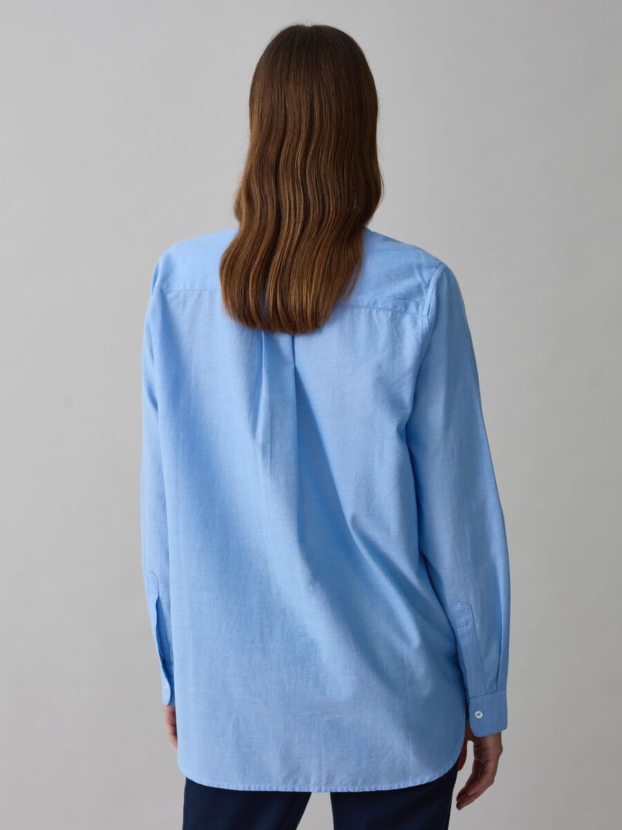 Chambray shirt with pleated detail_2