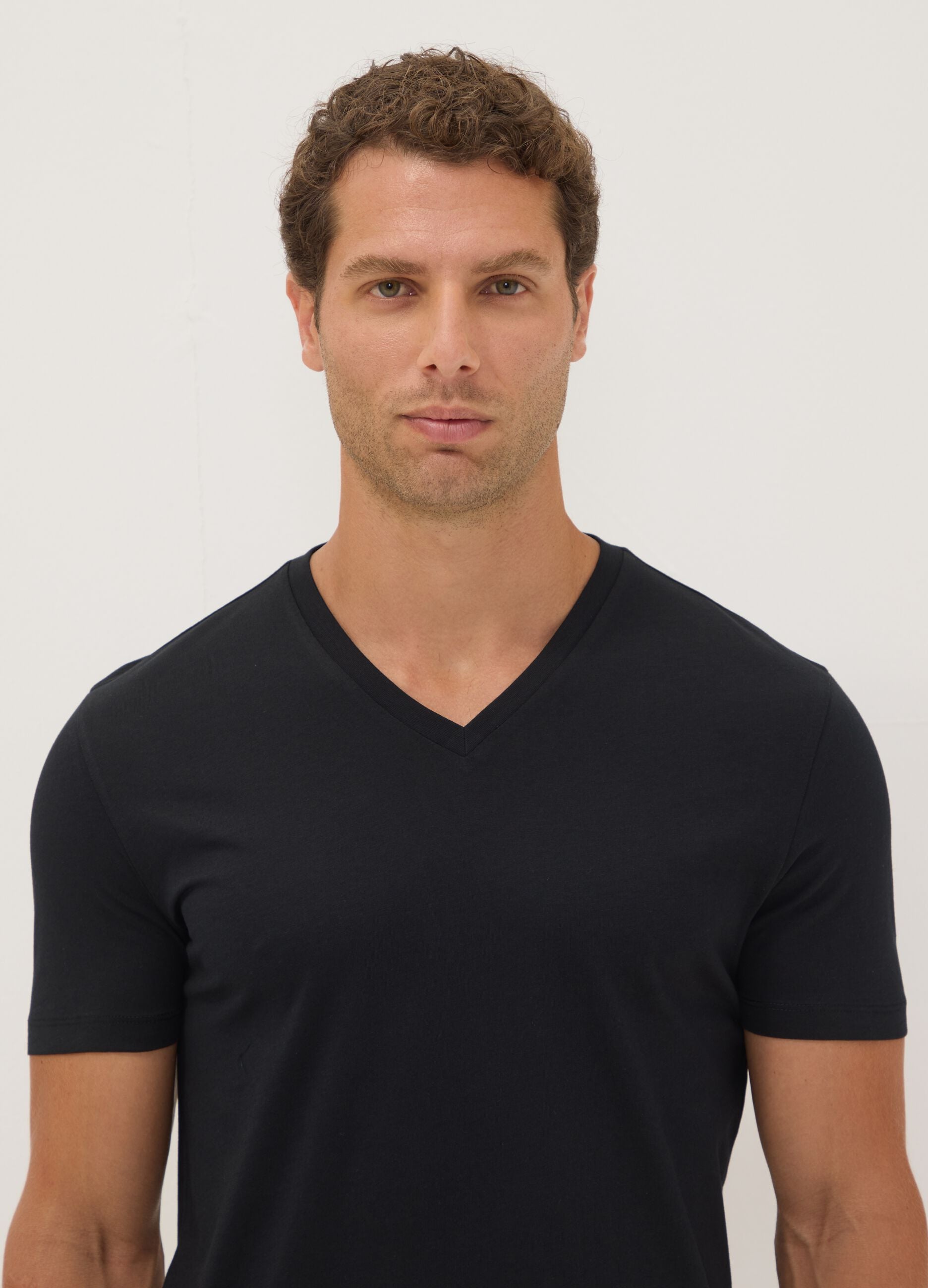 3er-Pack blaue T-Shirts aus Bio-Baumwolle mit V-Ausschnitt