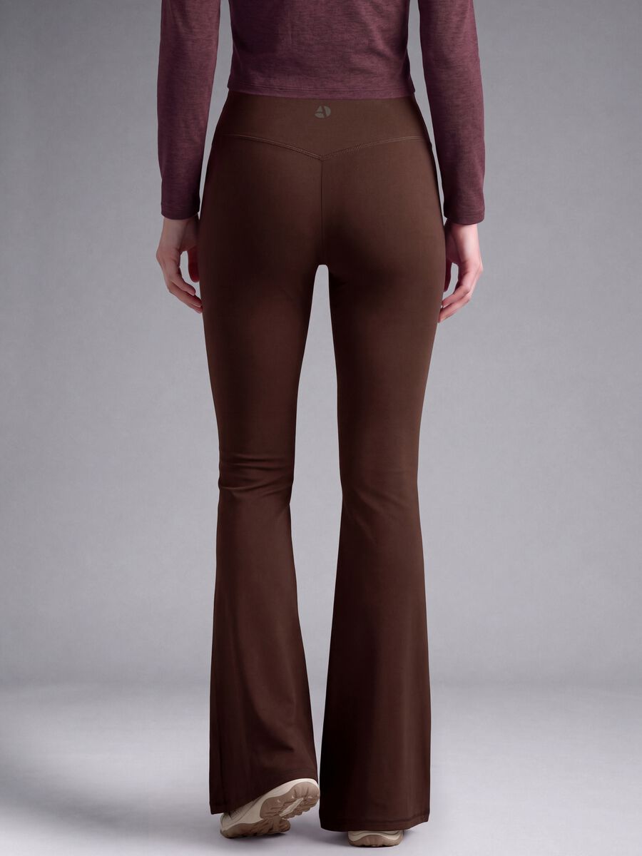 Brown flared leggings in stretch fabric_4