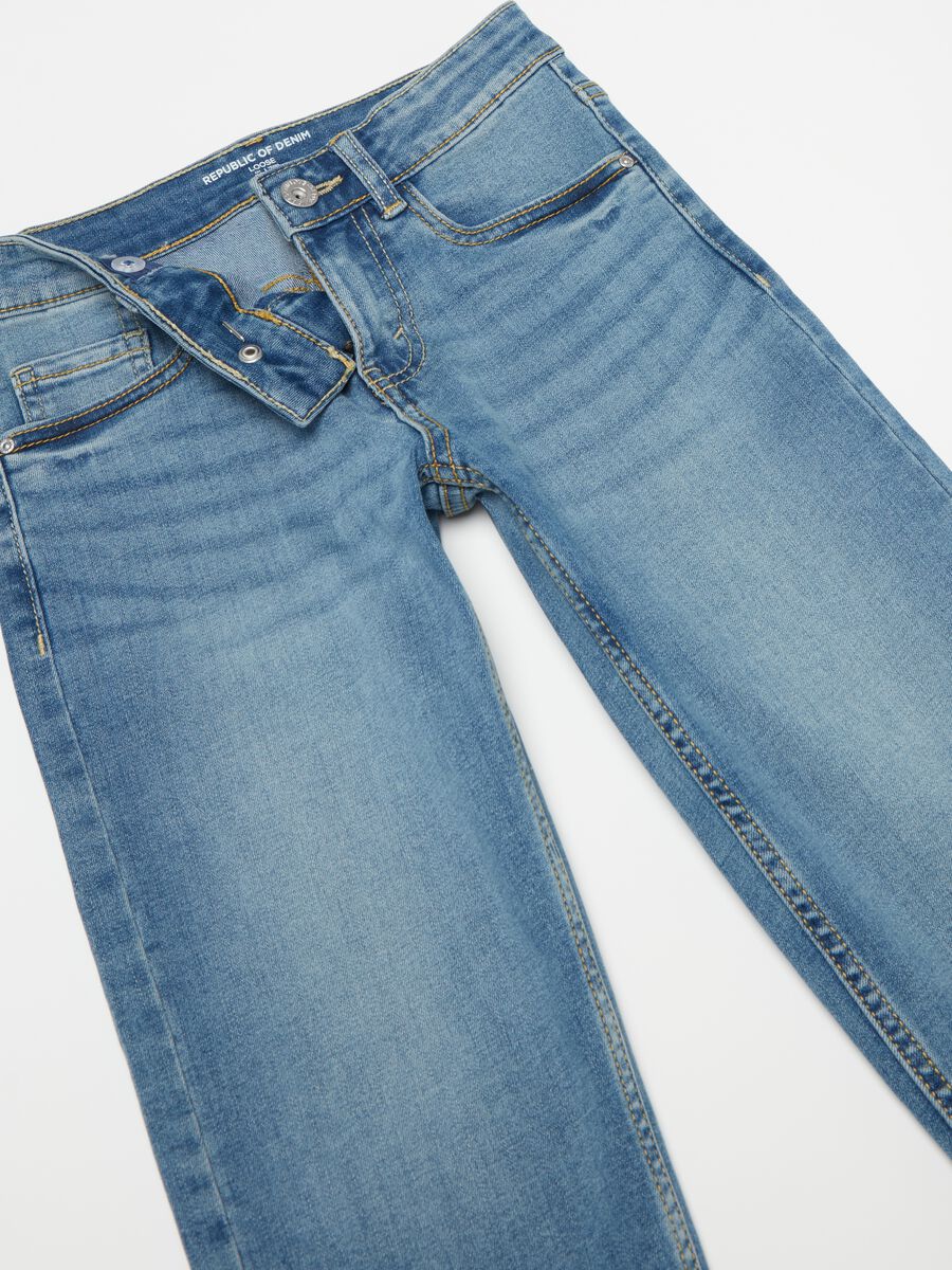 Loose-fit jeans with five pockets_2