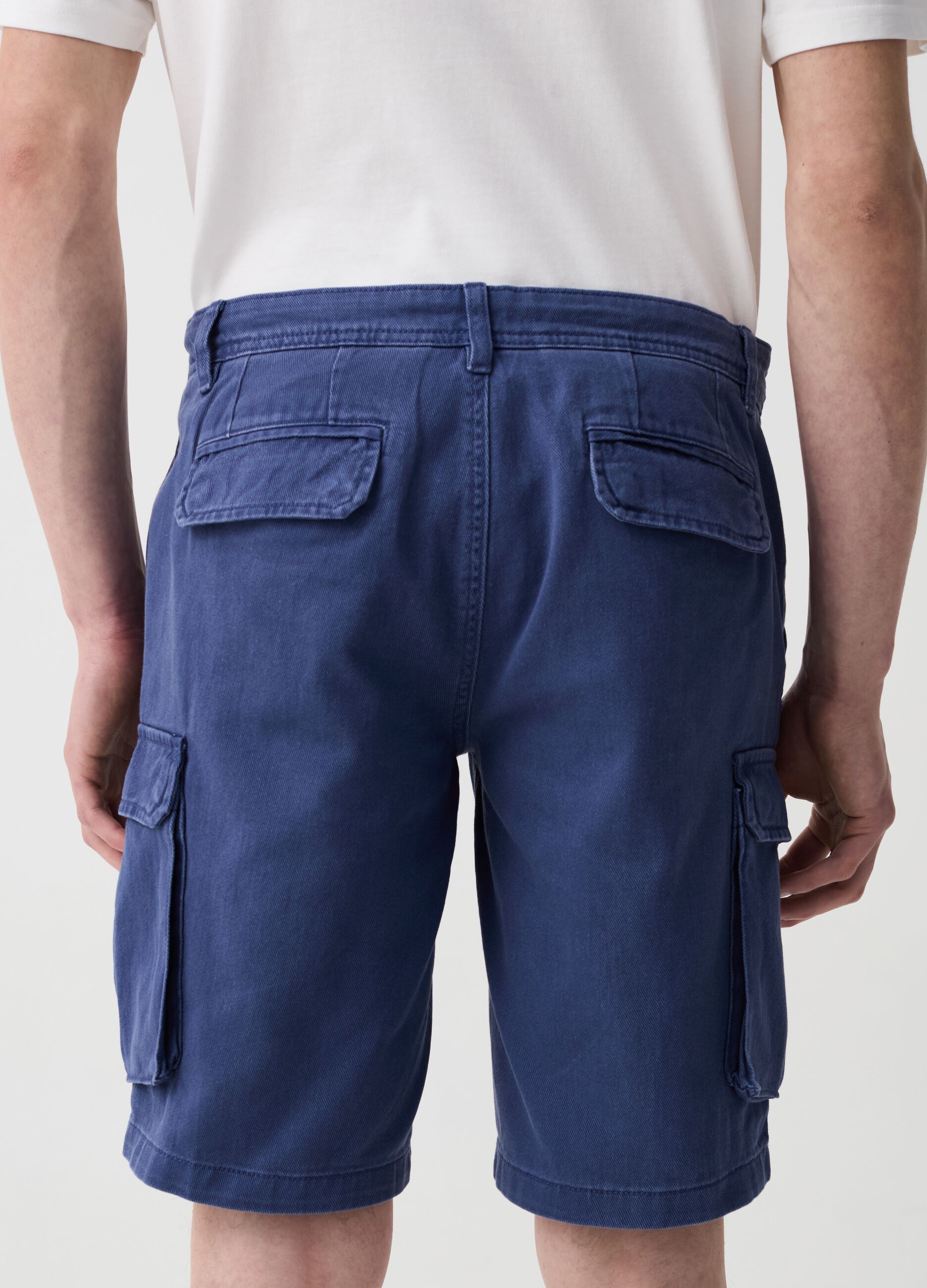 Cargo Bermuda shorts in cotton twill