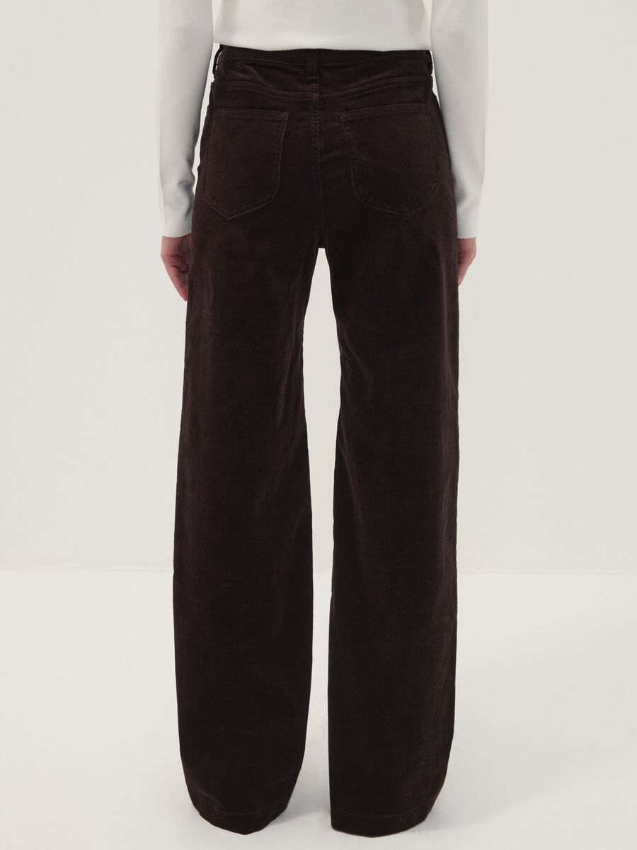 Pantaloni marroni in cotone elasticizzato a coste straight fit_3