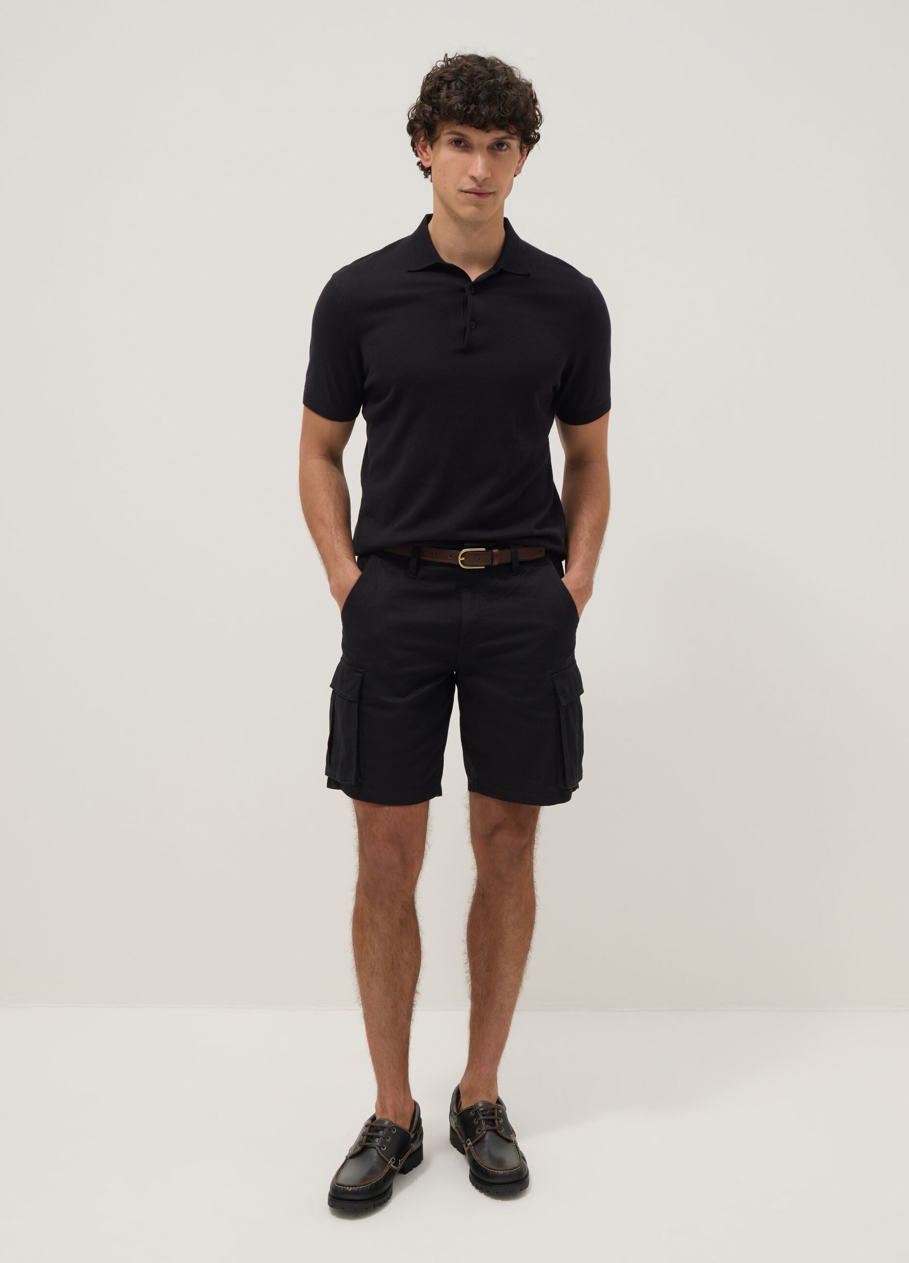Black pure cotton regular-fit cargo shorts