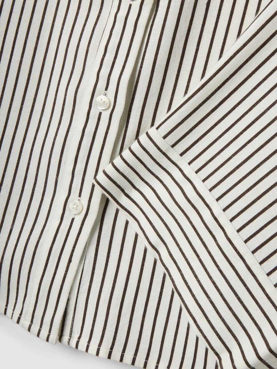 Regular-fit white and brown striped viscose-linen blend shirt_6