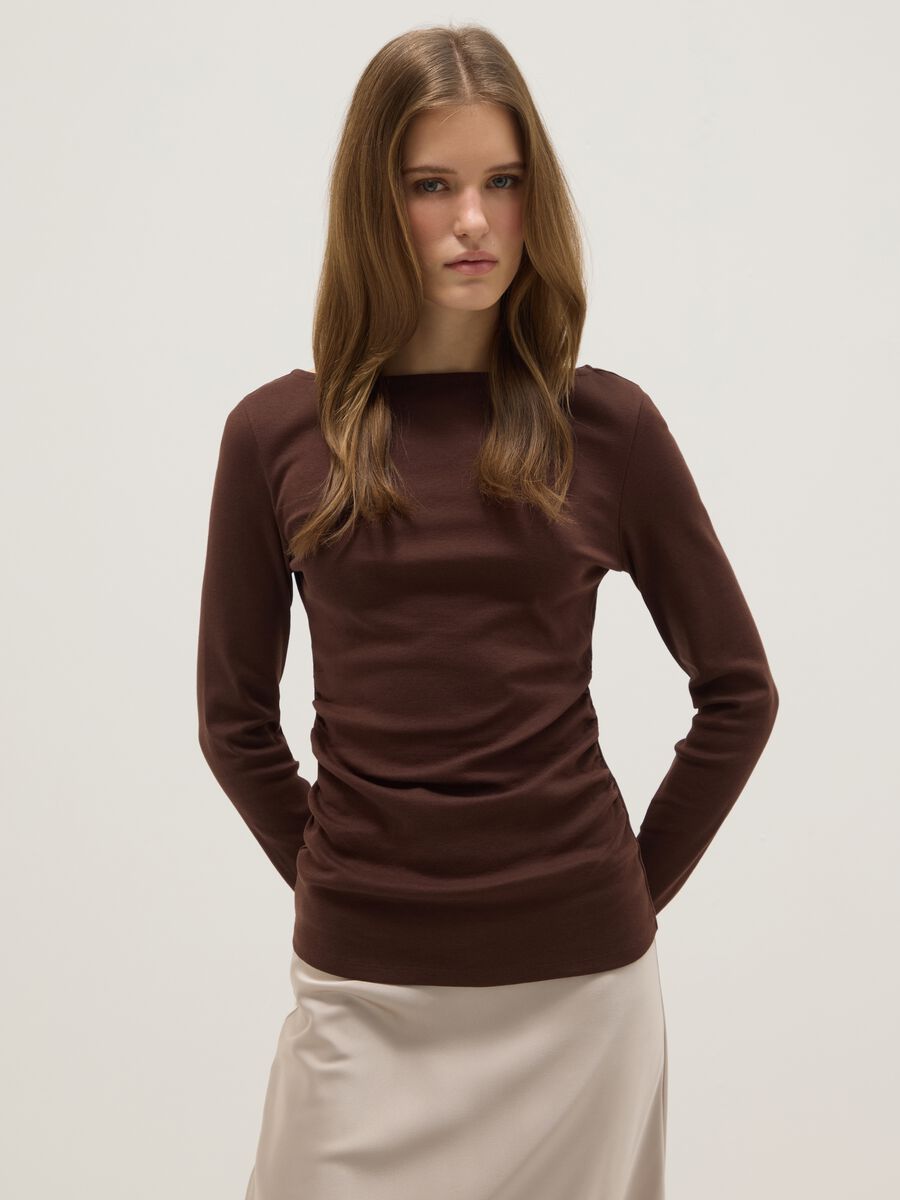 T-shirt de manga comprida castanha em algod&atilde;o puro ajuste regular_0