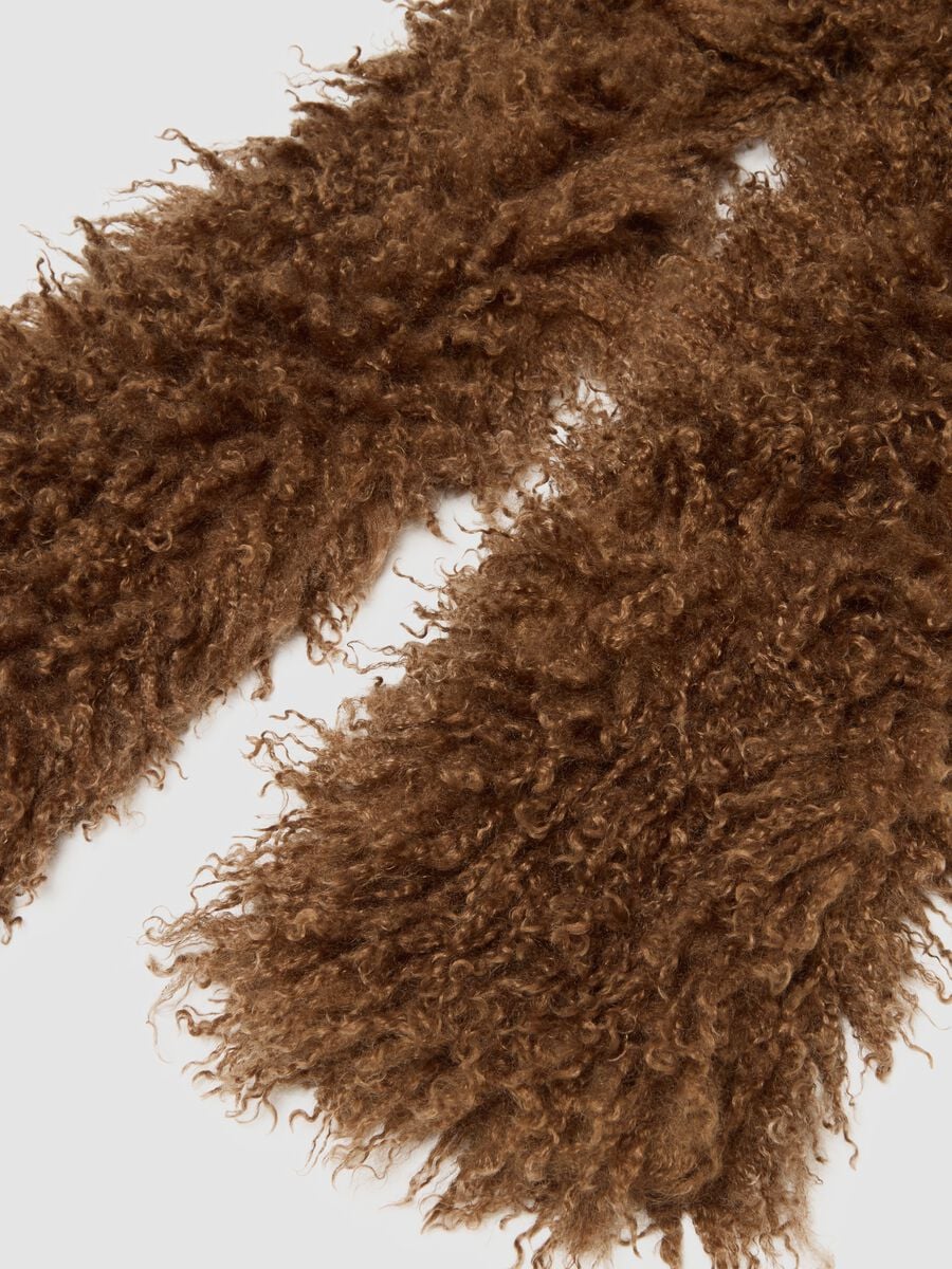 Sciarpa marrone effetto peluche_2