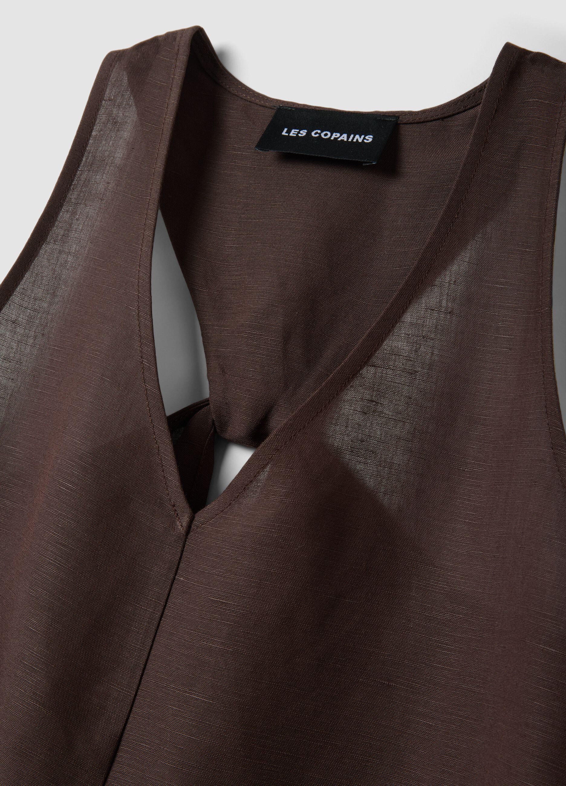 Brown linen-viscose blend V-neck dress, regular fit