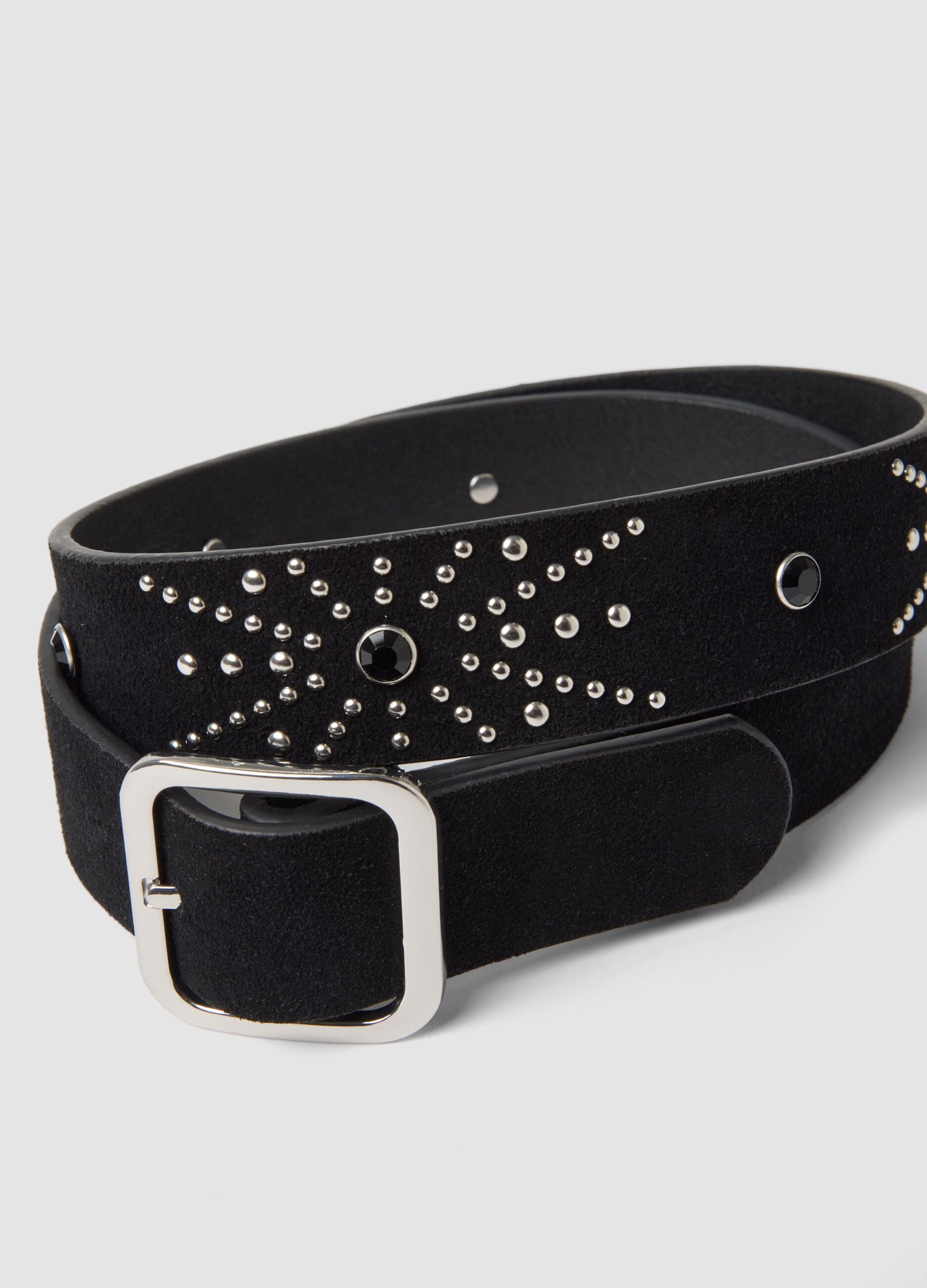 Cintura nera in vera pelle con borchie
