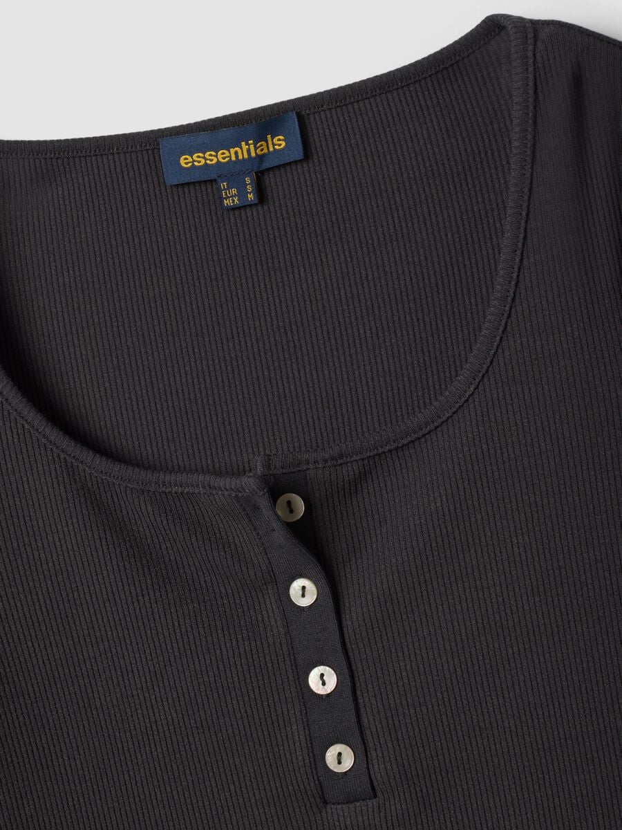 Schwarzes T-Shirt aus elastischer Viskose mit Rundhalsausschnitt_5