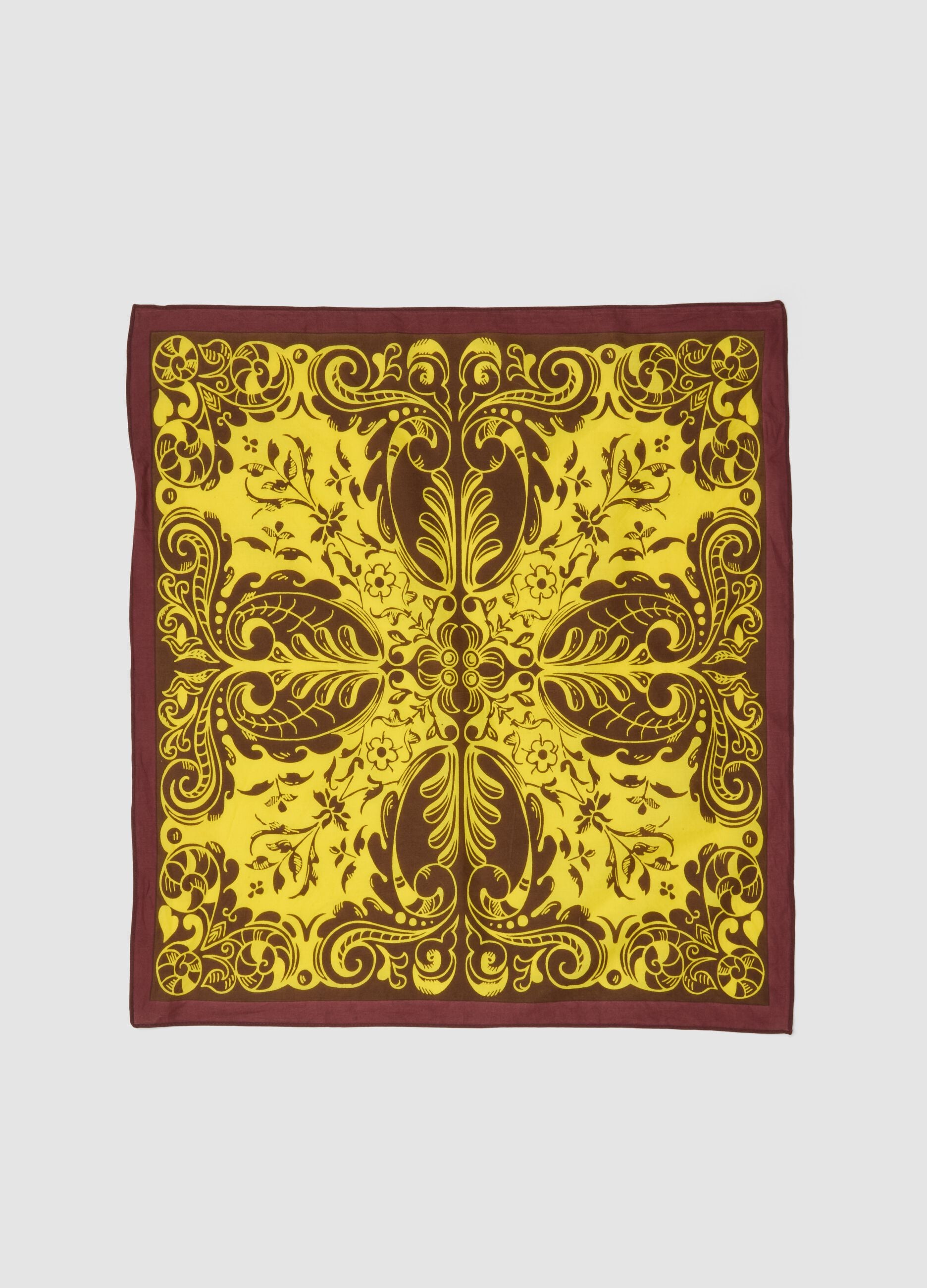Red pure cotton scarf with ornamental print