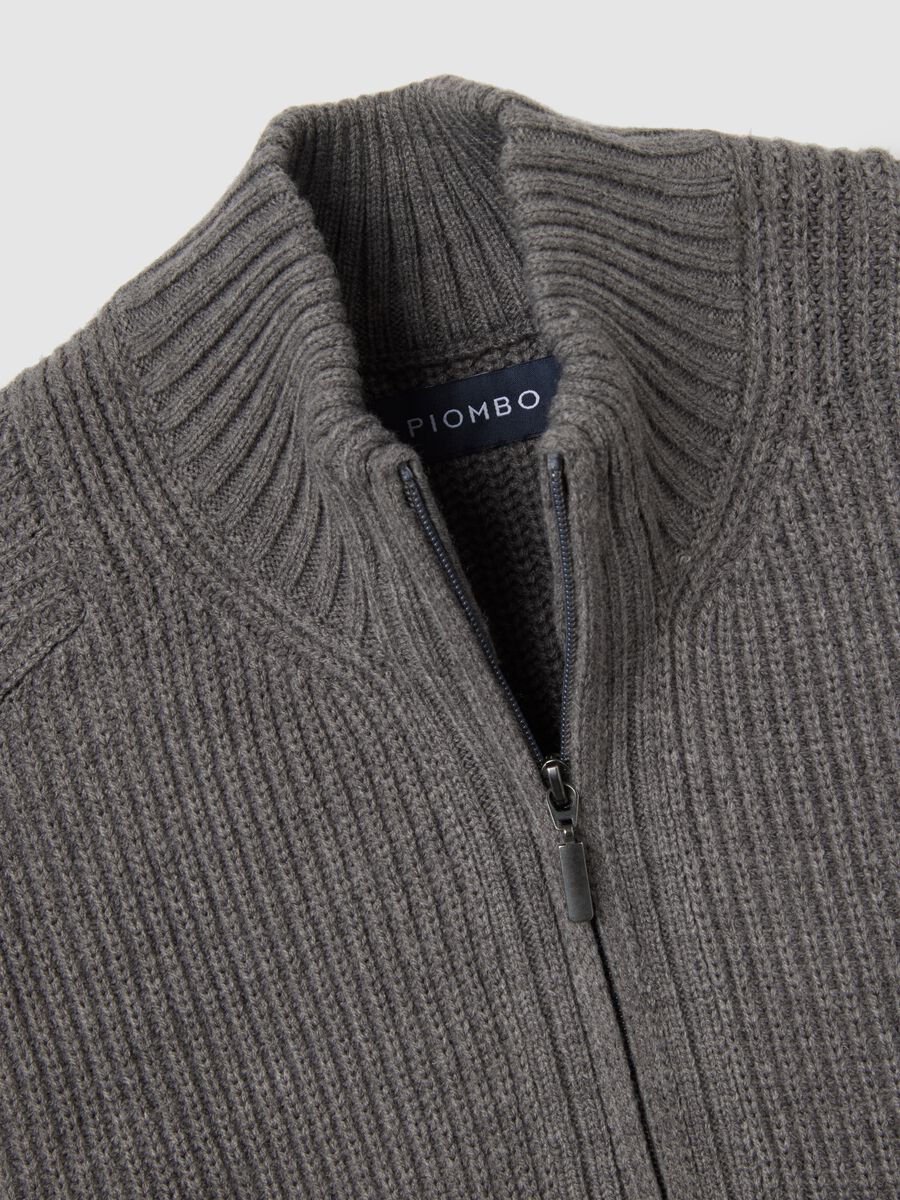 Ribbed Grey Cardigan_6