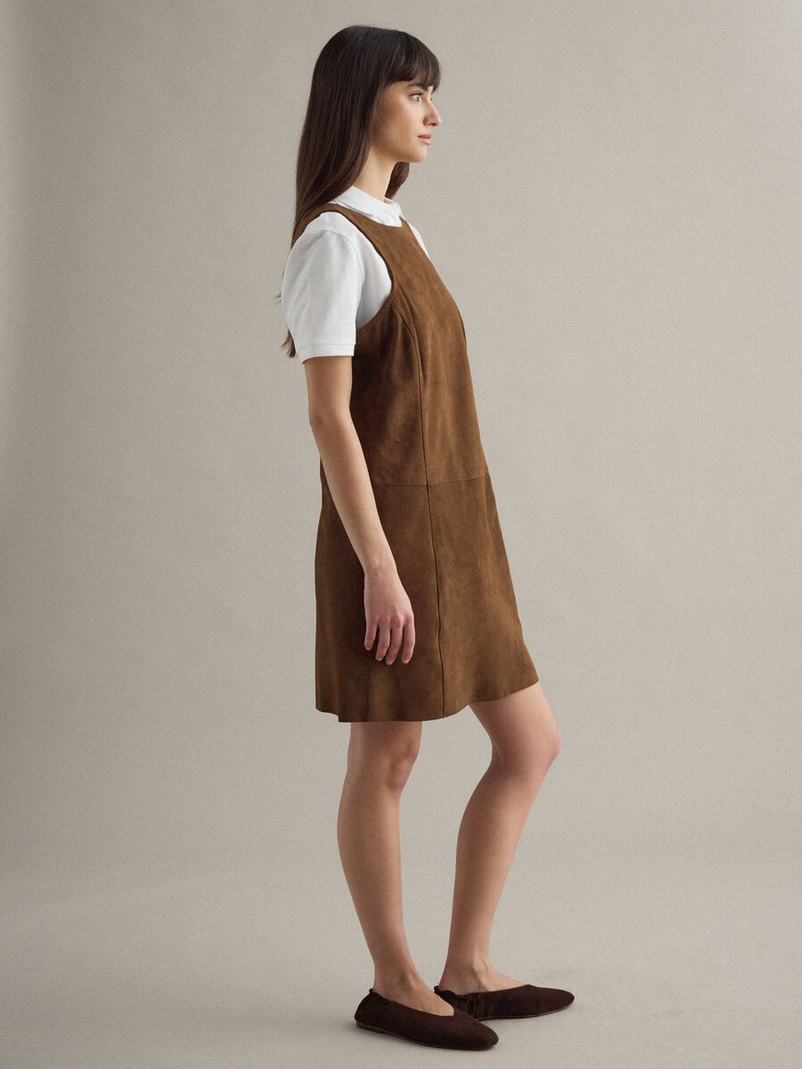 Sleeveless brown dress in genuine leather_1