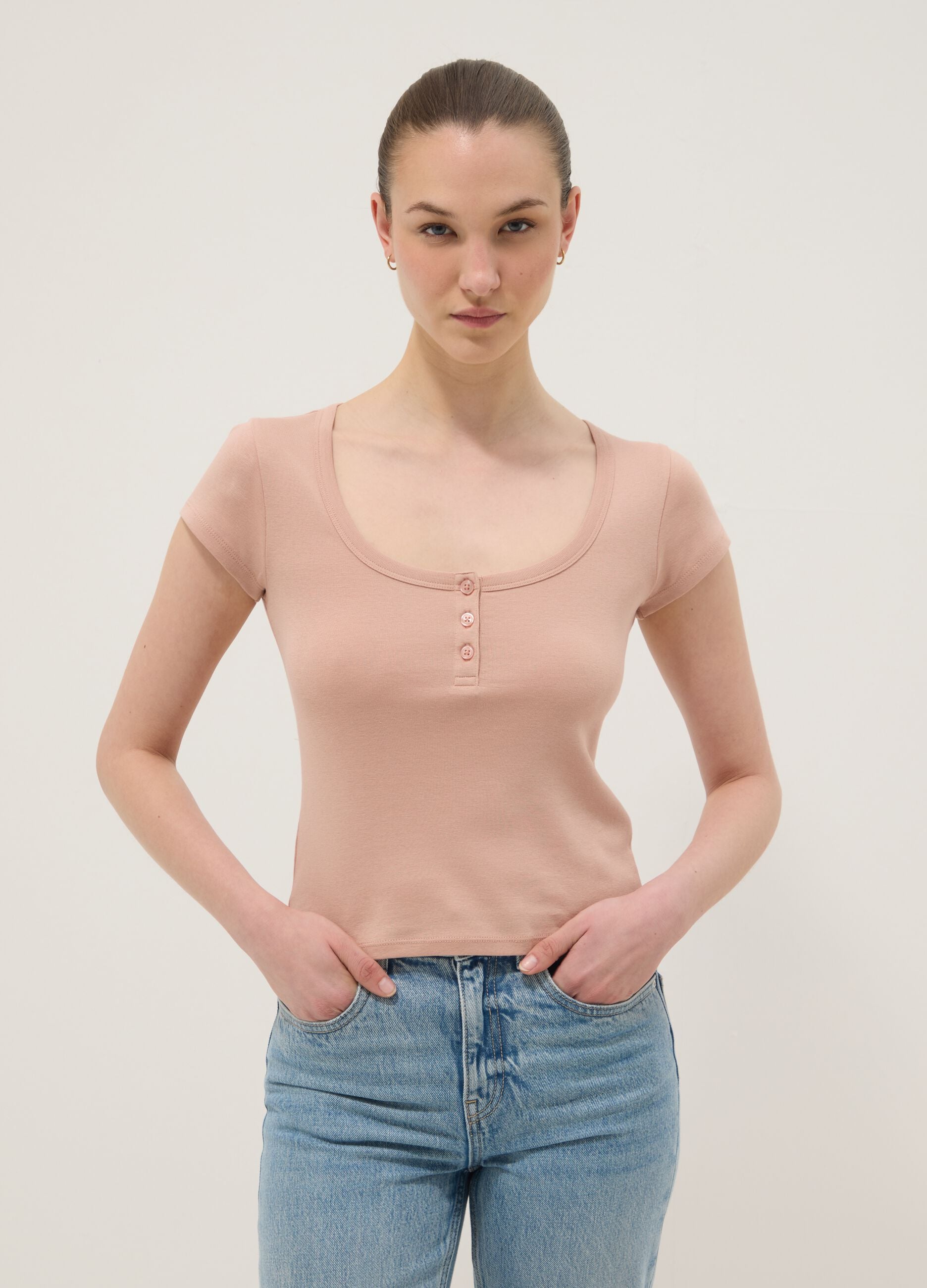 Pink pure cotton regular fit T-shirt with deep serafino neckline