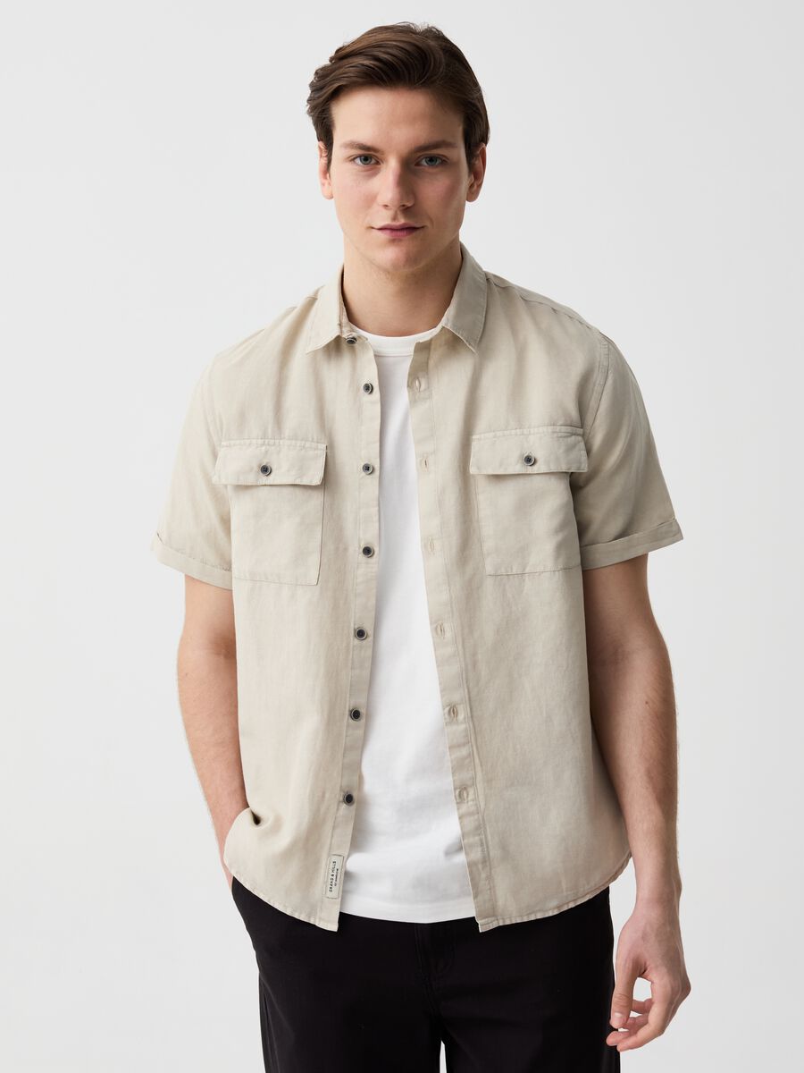 Cotton and linen shirt with short sleeves_0