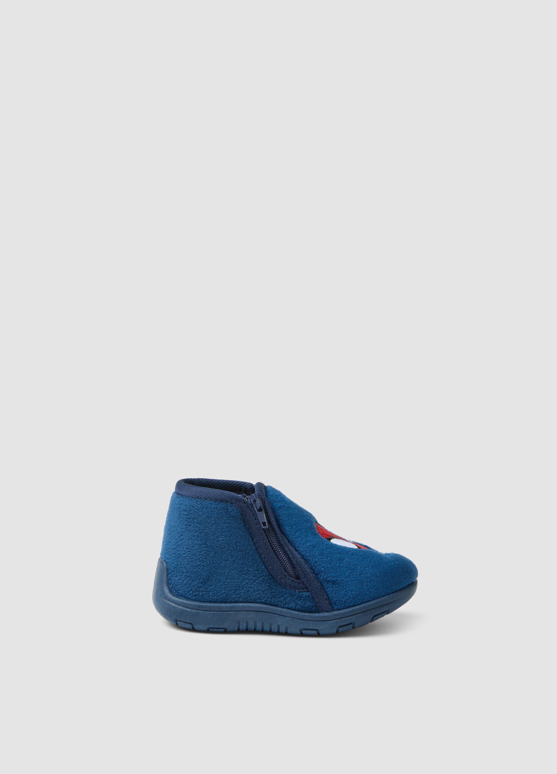 Blue Spidey print slippers for boys