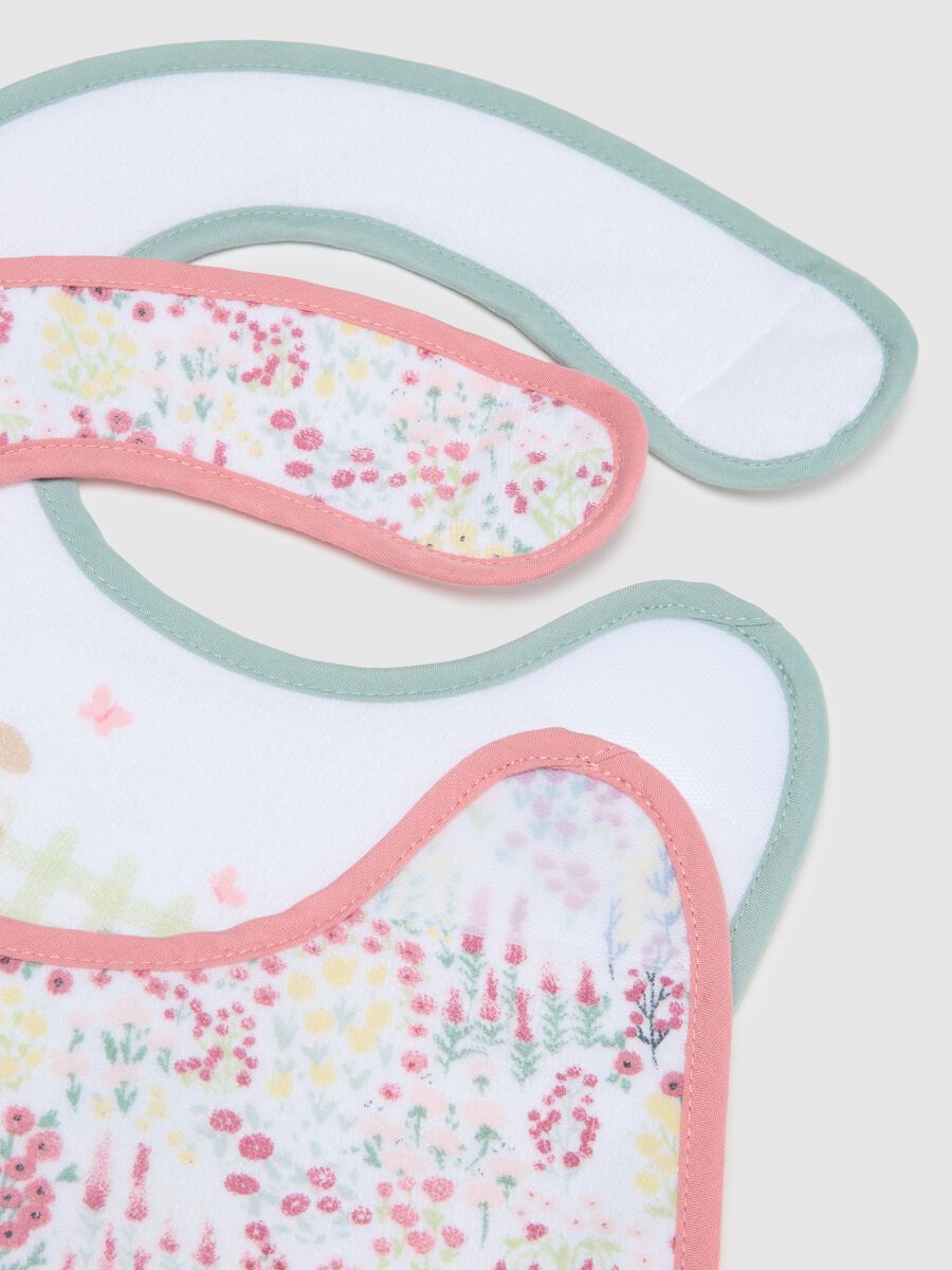 Twin-pack multicoloured pure cotton bibs for babies with embroidery_1