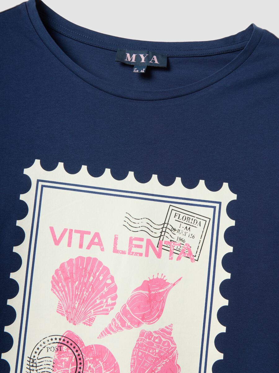 Blaues T-Shirt aus reiner Baumwolle mit Print, Regular Fit_5