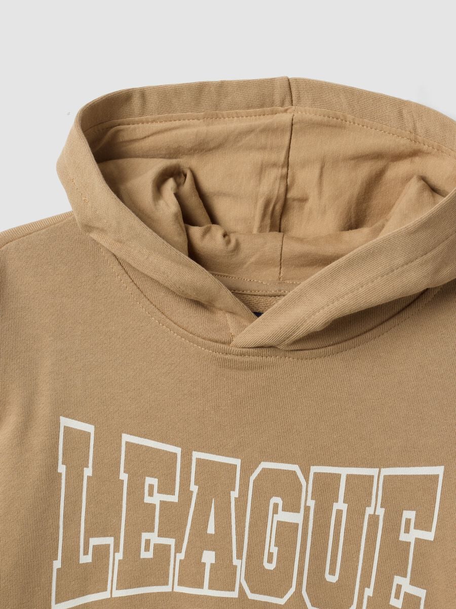 Beige pure cotton hoodie with front print for boys_3