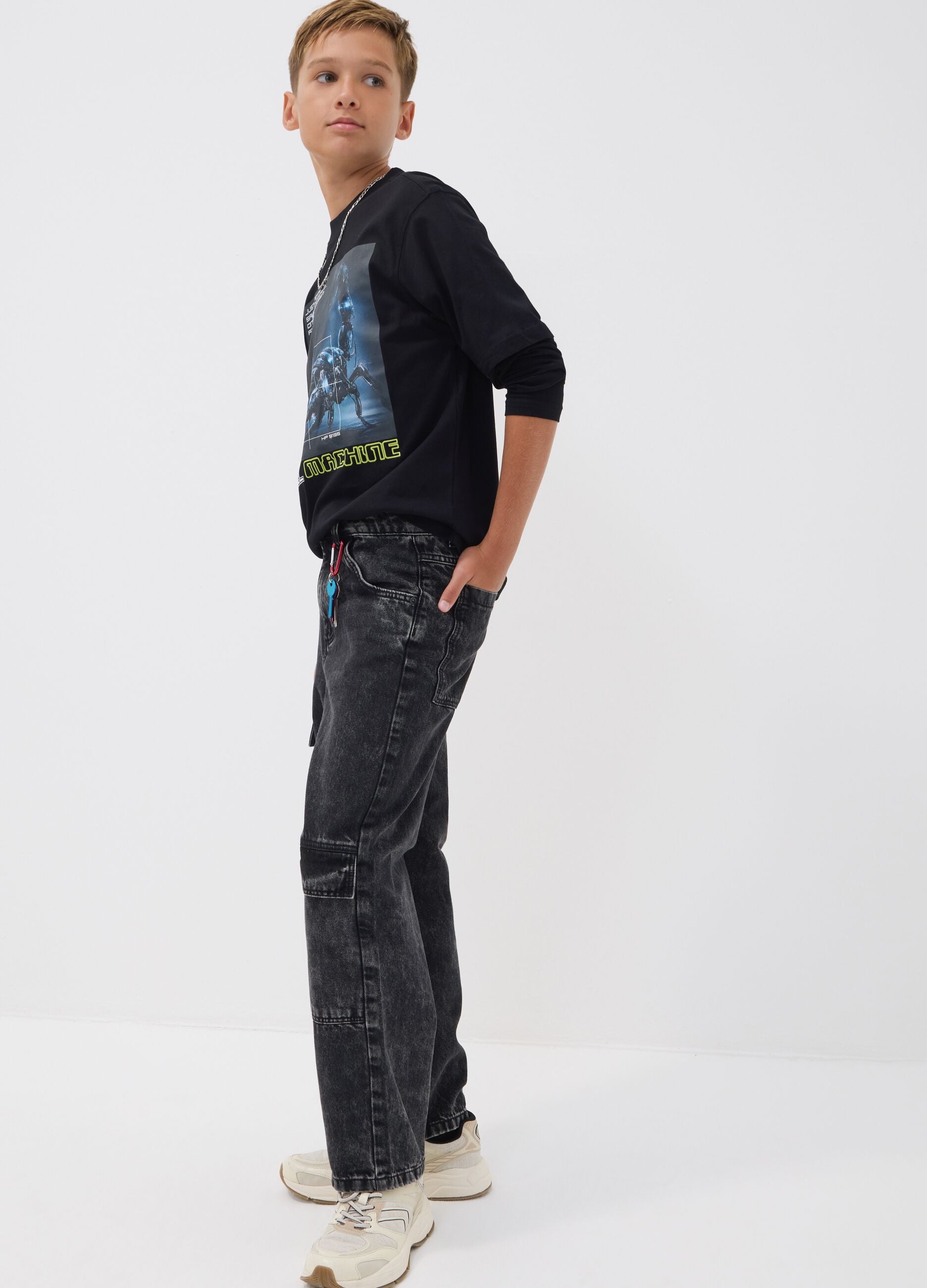 Jeans cargo neri in puro cotone skater fit