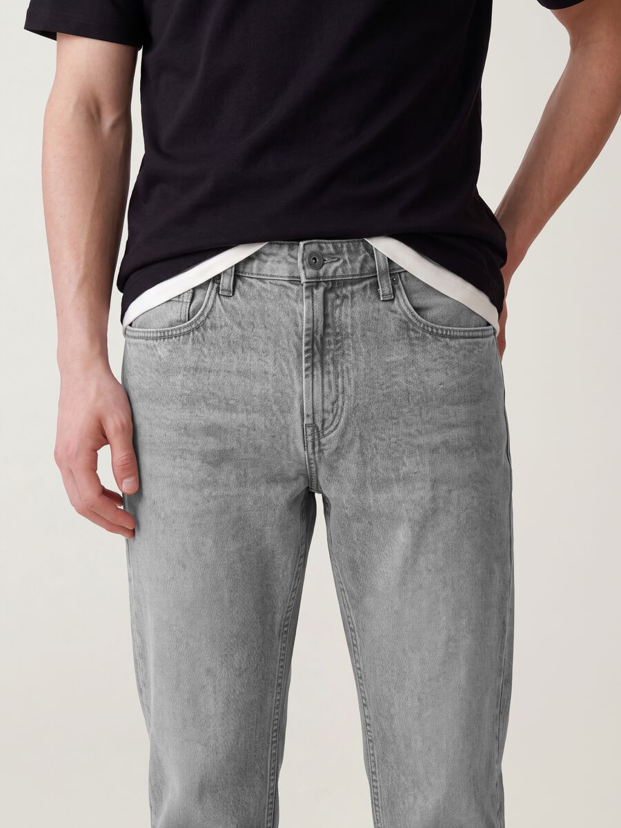 Graue Denim-Jeans aus reiner Baumwolle, Regular Fit_1