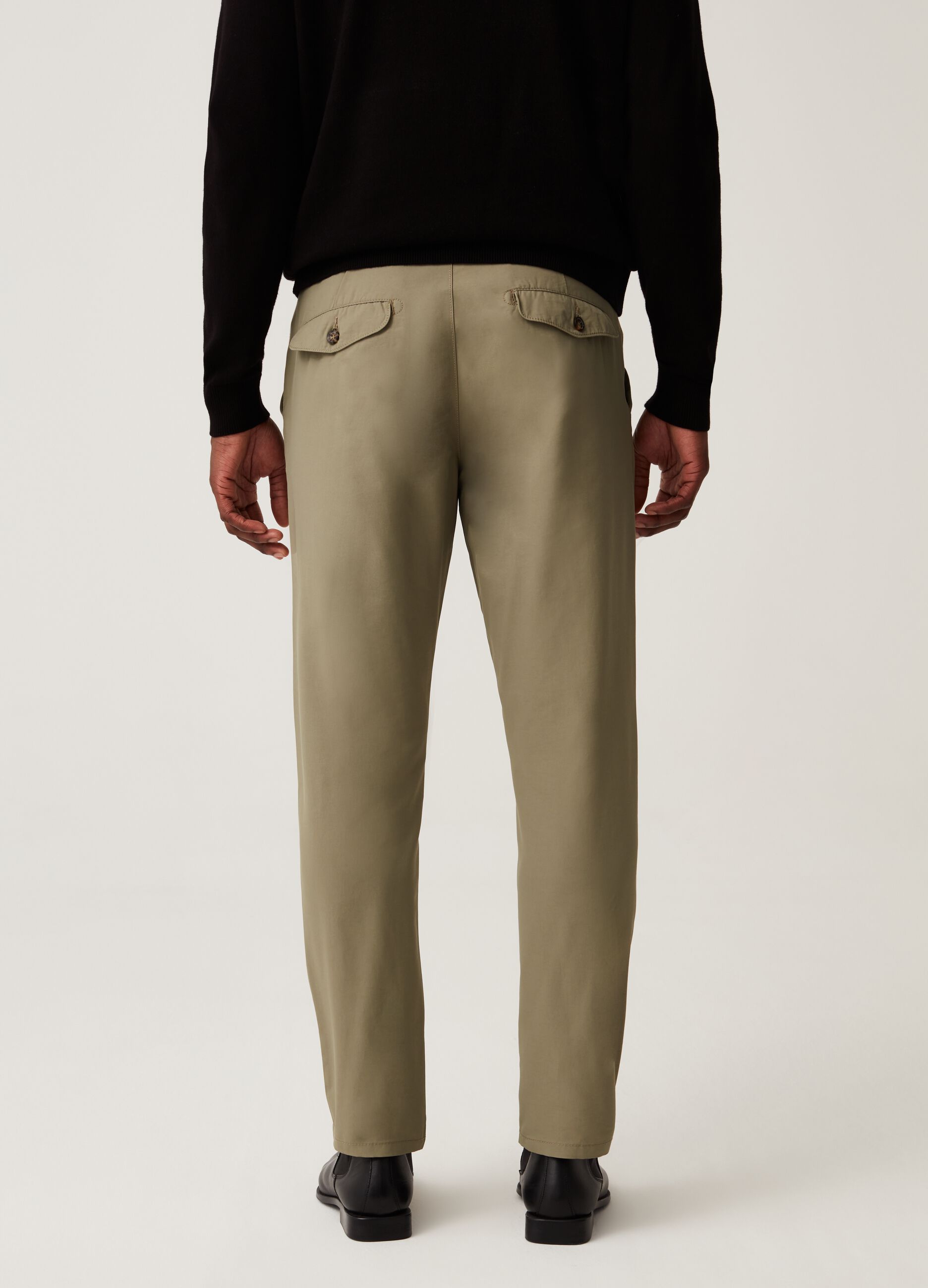 Relaxed-fit chinos with drawstring