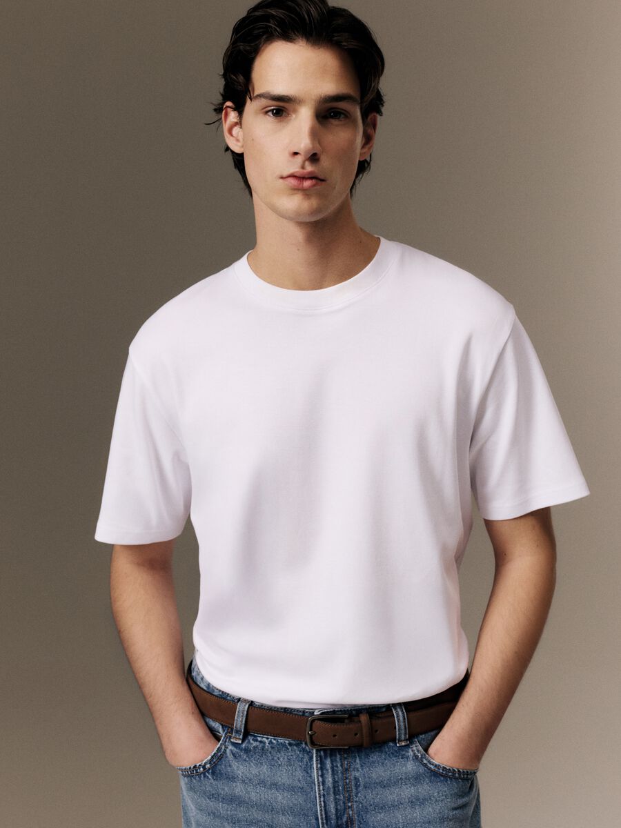 T-shirt branco The Iconic Tee em puro algod&atilde;o, ajuste relaxado_0