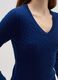 Pullover with cable design and V neck_3
