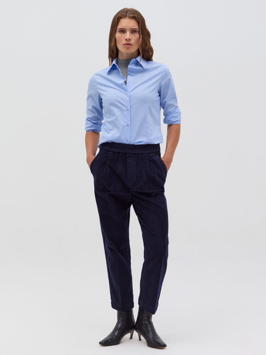 Carrot-fit trousers in corduroy with darts_0