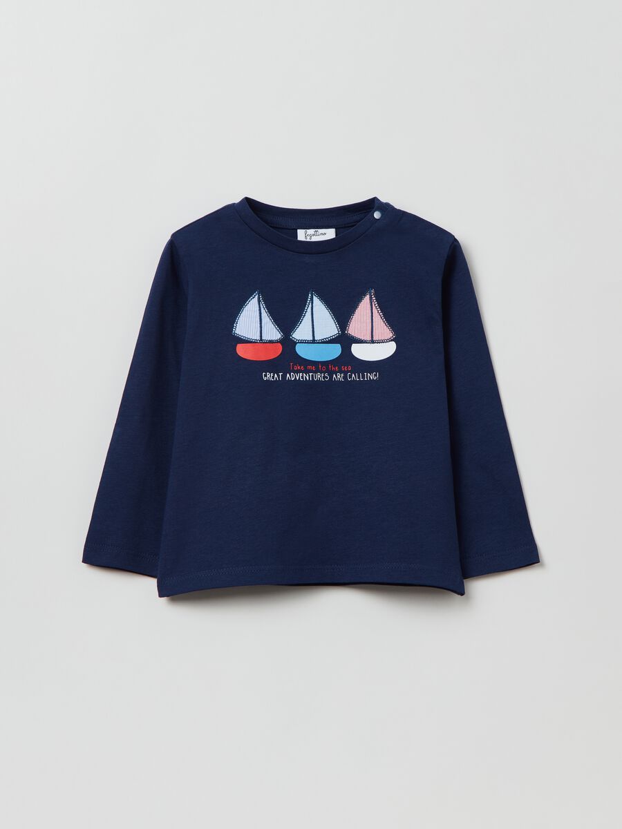 Camiseta de manga larga con barcos de vela_0
