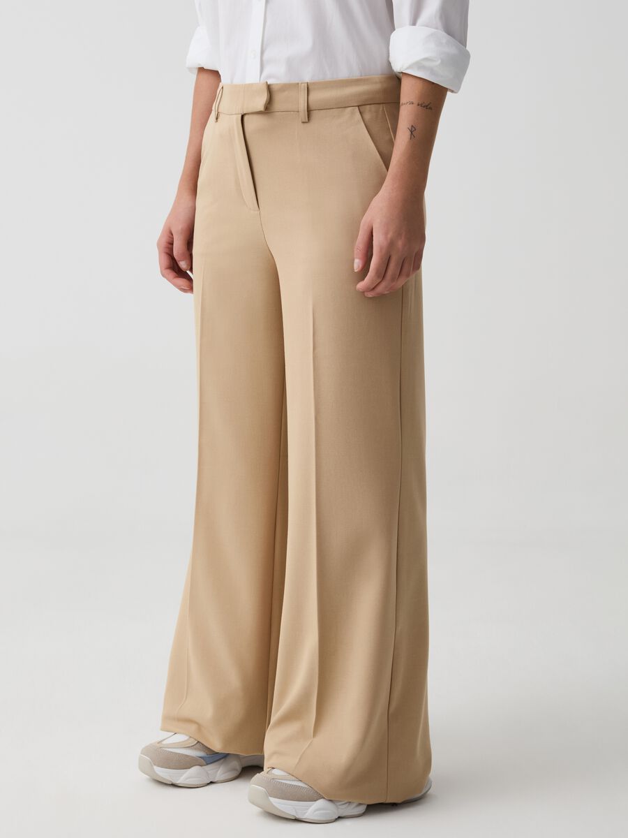 Wide-leg tailored trousers_1