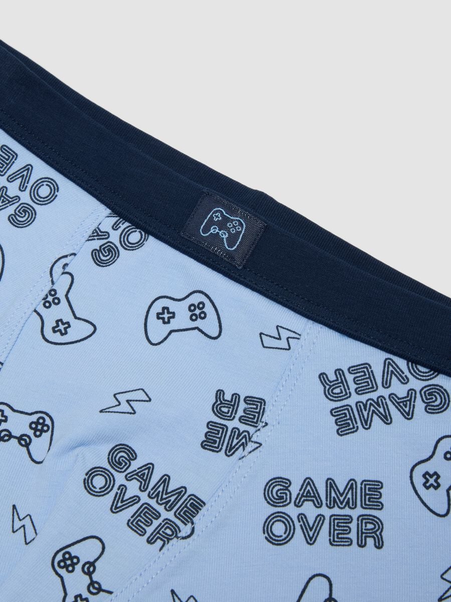 Blue organic cotton gaming print regular-fit boxer shorts for boys_2