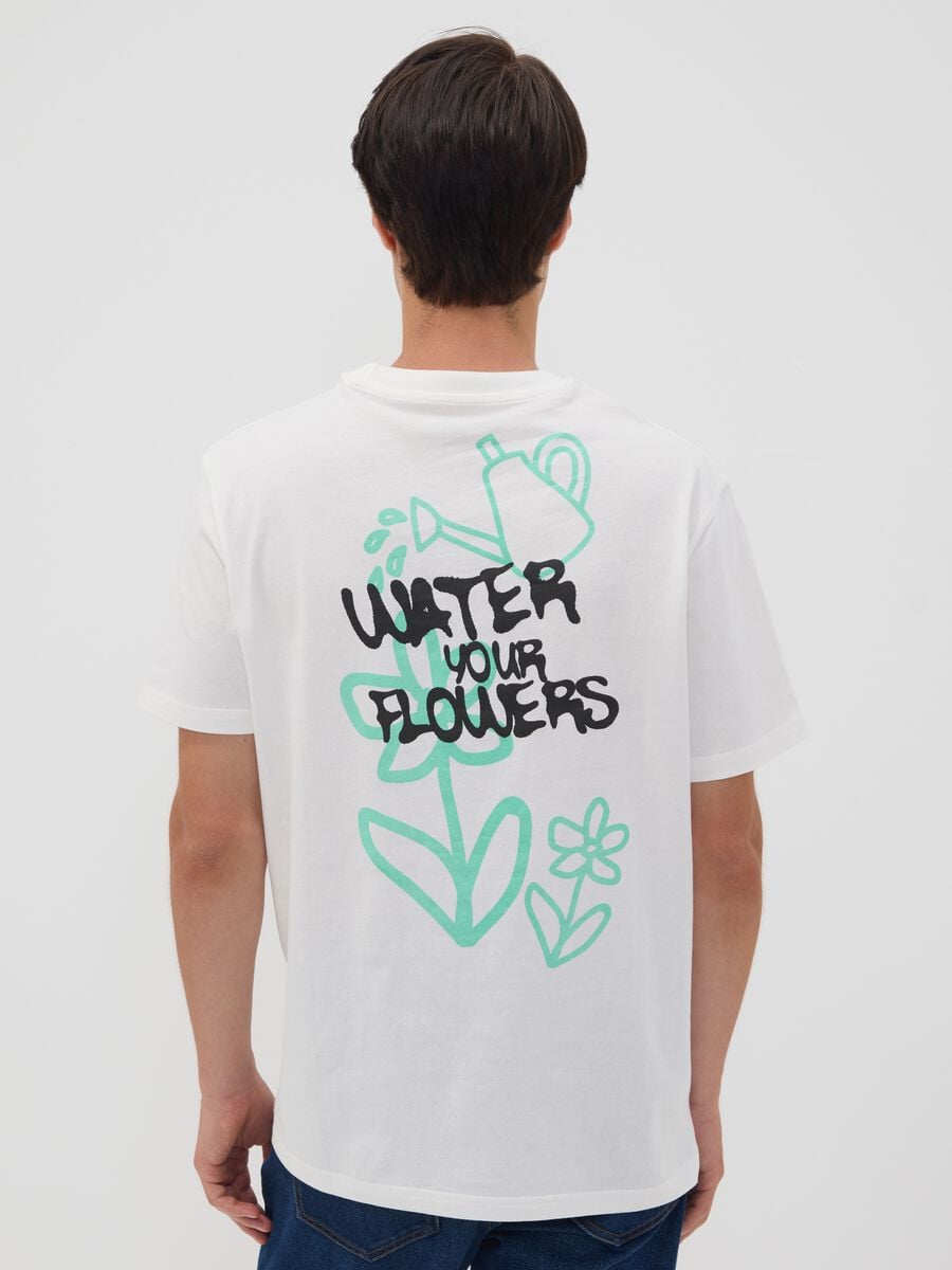 White pure cotton jersey T-shirt with "Water your Flowers" print, regular fit_3